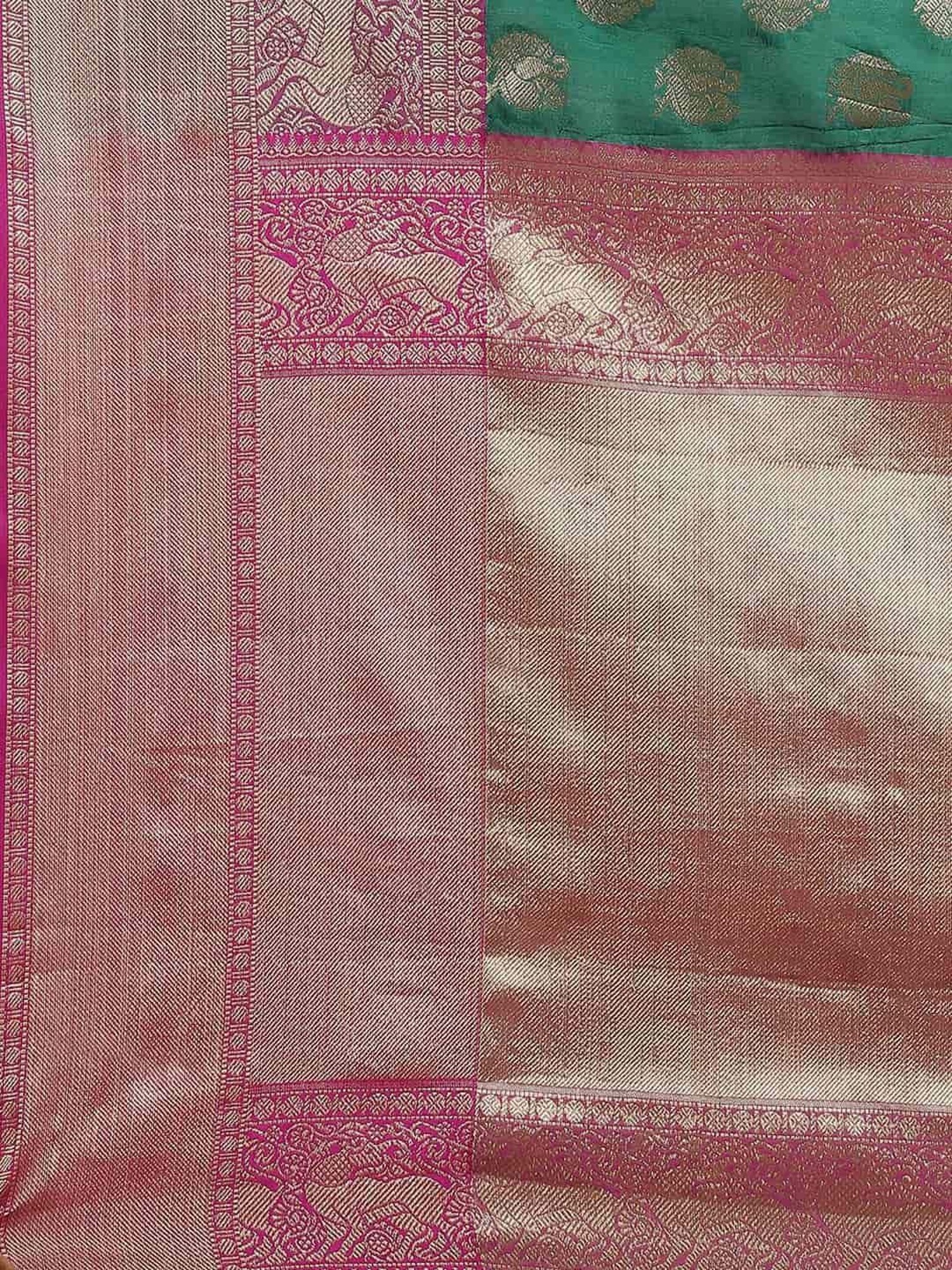 Unnati Silks Grey Cotton Printed Saree With Unstitched Blouse
