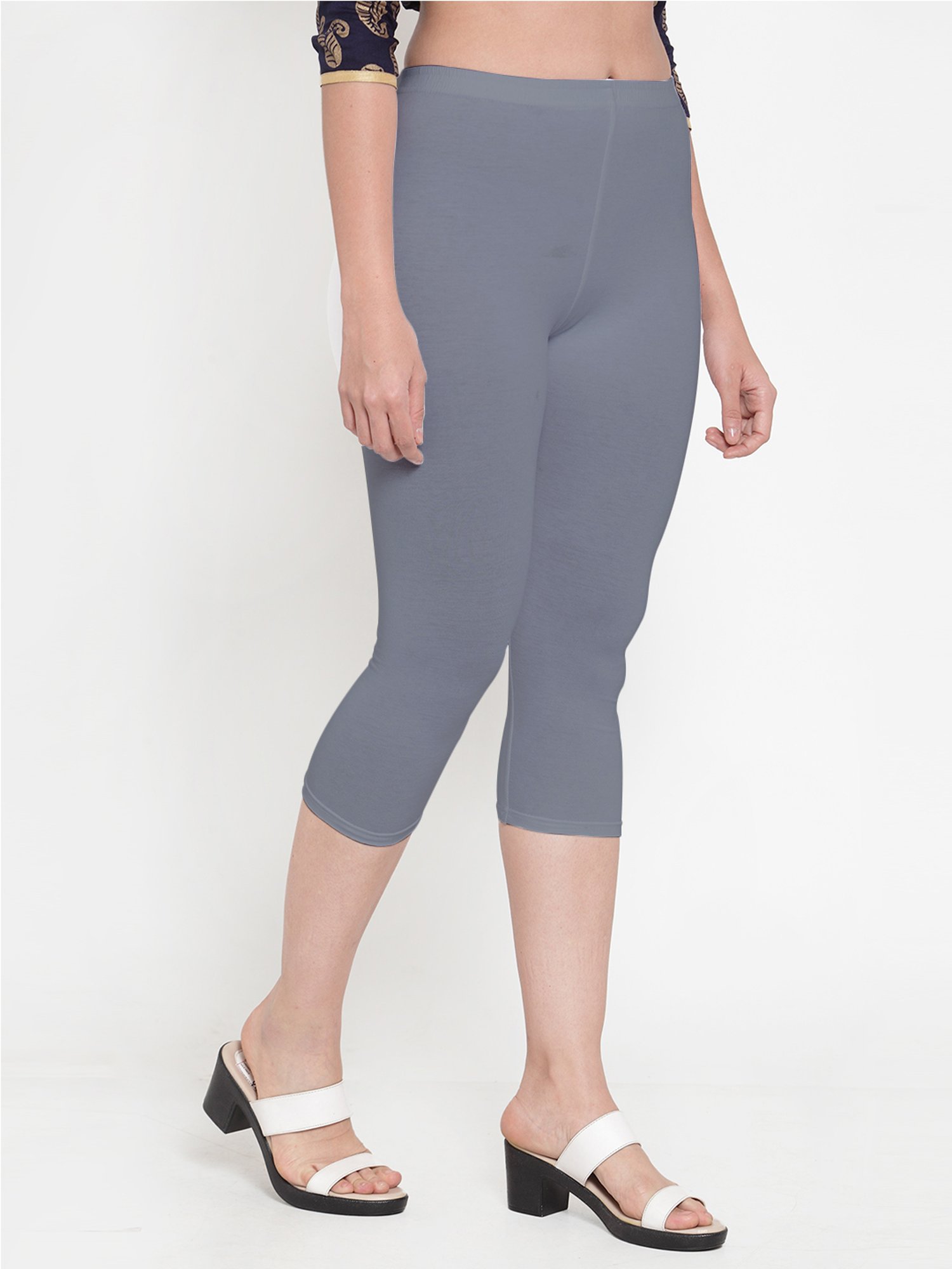 Gracit Black & Grey Mid Rise Capris - Pack Of 2