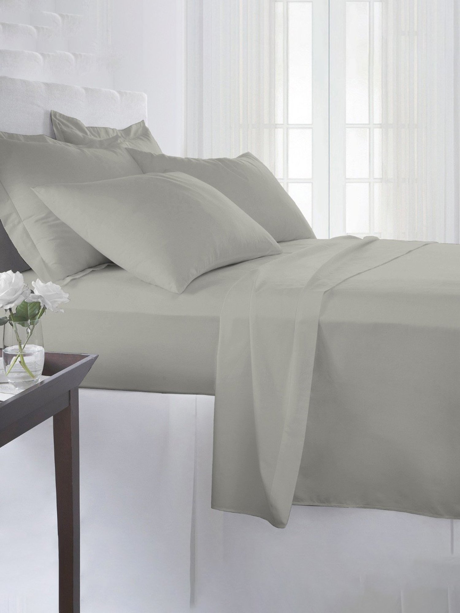 Pizuna Silver 400 TC Cotton King Bed Sheet with 2 Pillow Covers