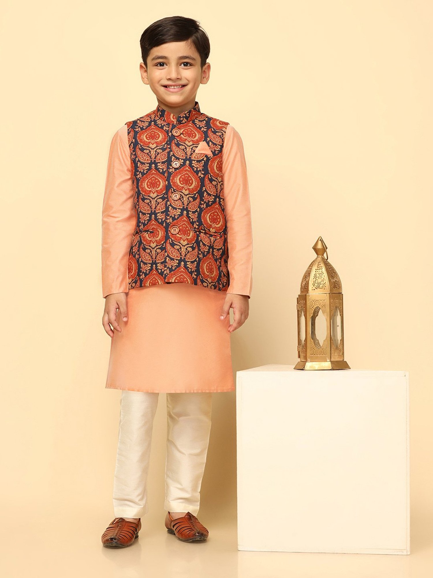 KISAH Kids Multicolor Printed Full Sleeves Kurta, Jacket & Pyjamas