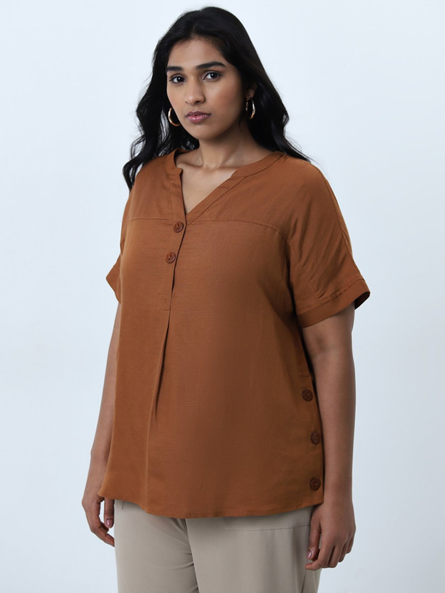 Gia by Westside Brown Solid Top