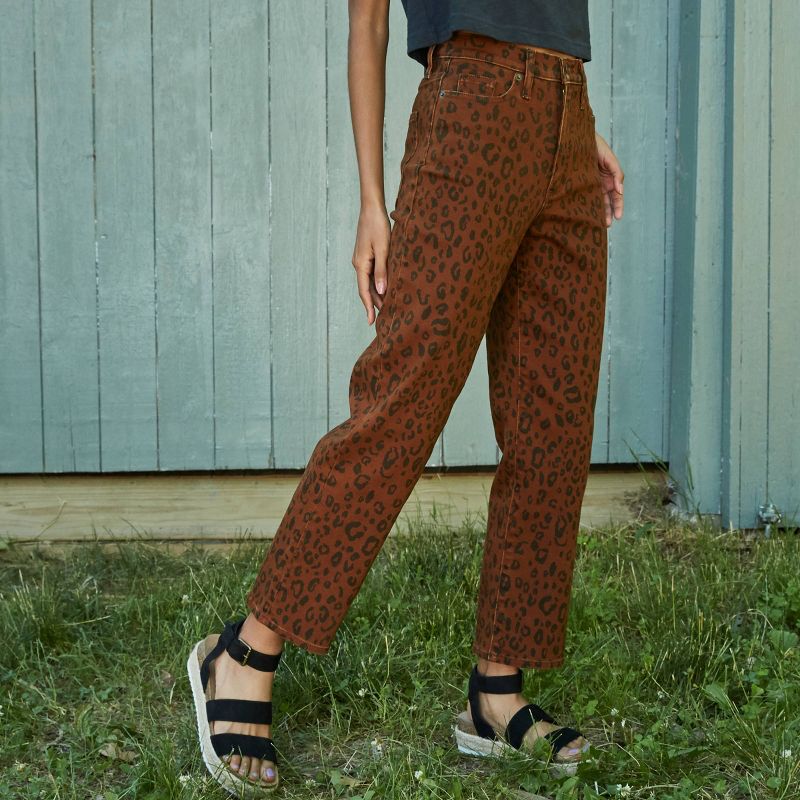 Women's Super-High Rise-Rise Vintage Straight Cropped Jeans - Universal Thread™ Sweet Rose 00