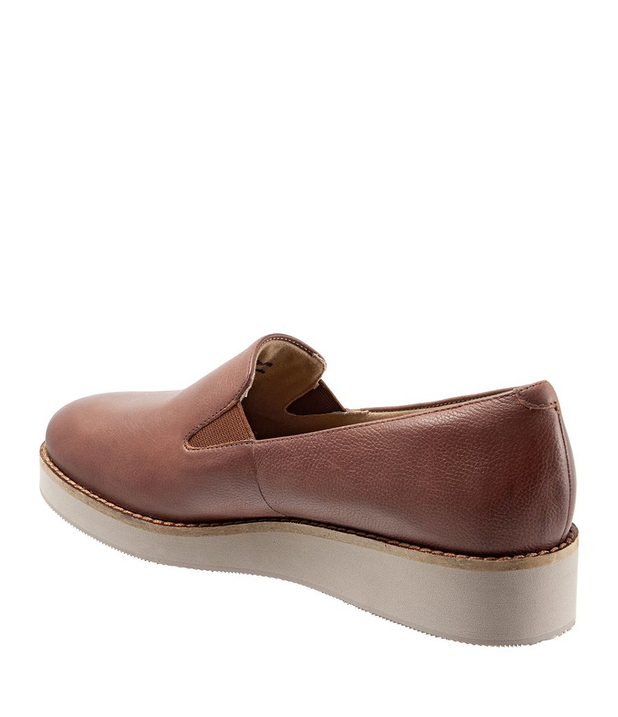 SoftWalk Whistle Leather Slip-On Sneakers