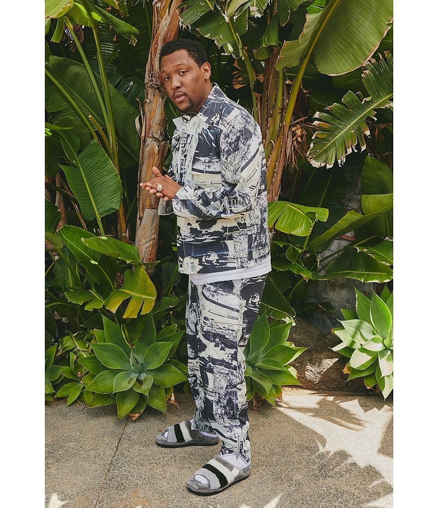 UGG&reg; Men's Scuff Logo Suede Slippers