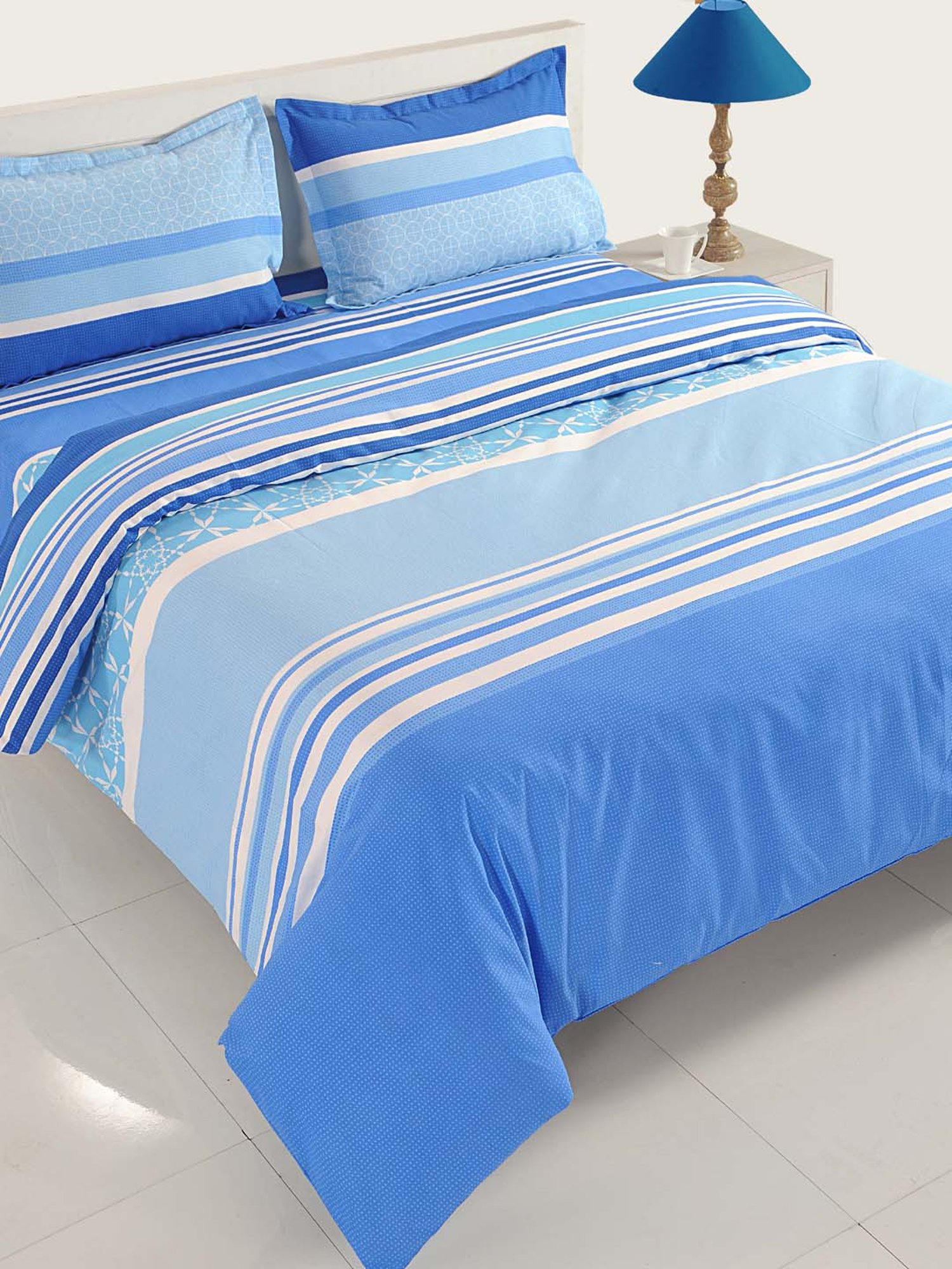 Swayam Sparkle Blue Double Size AC Comforter - Set of 1