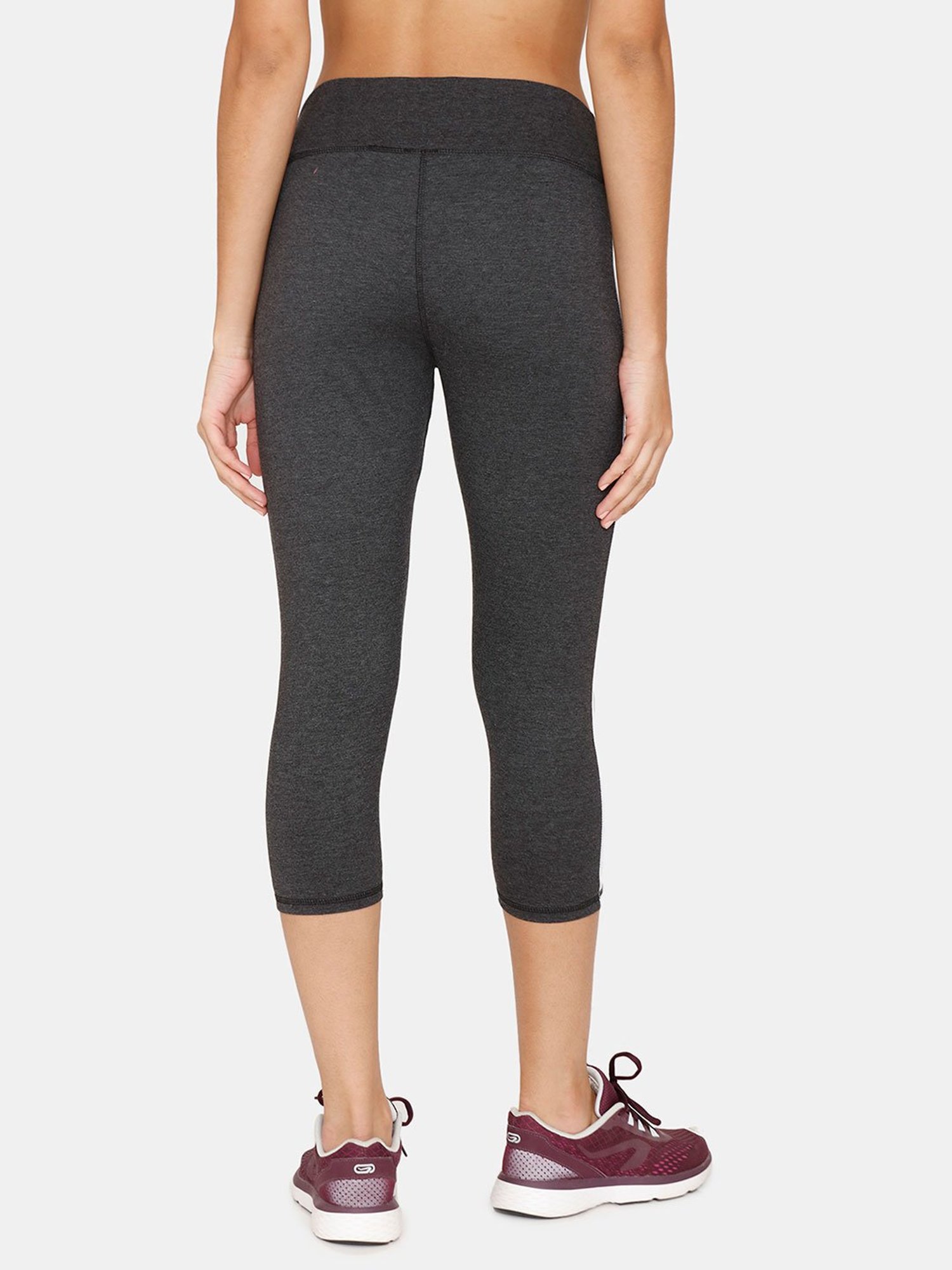Rosaline by Zivame Black Regular Fit Capris