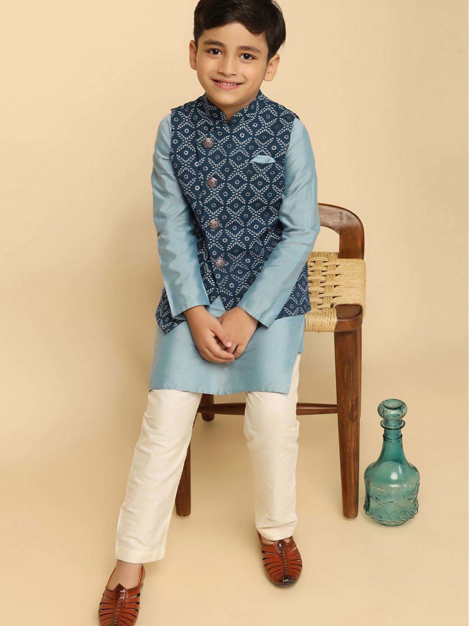 KISAH Kids Blue Printed Full Sleeves Kurta Set