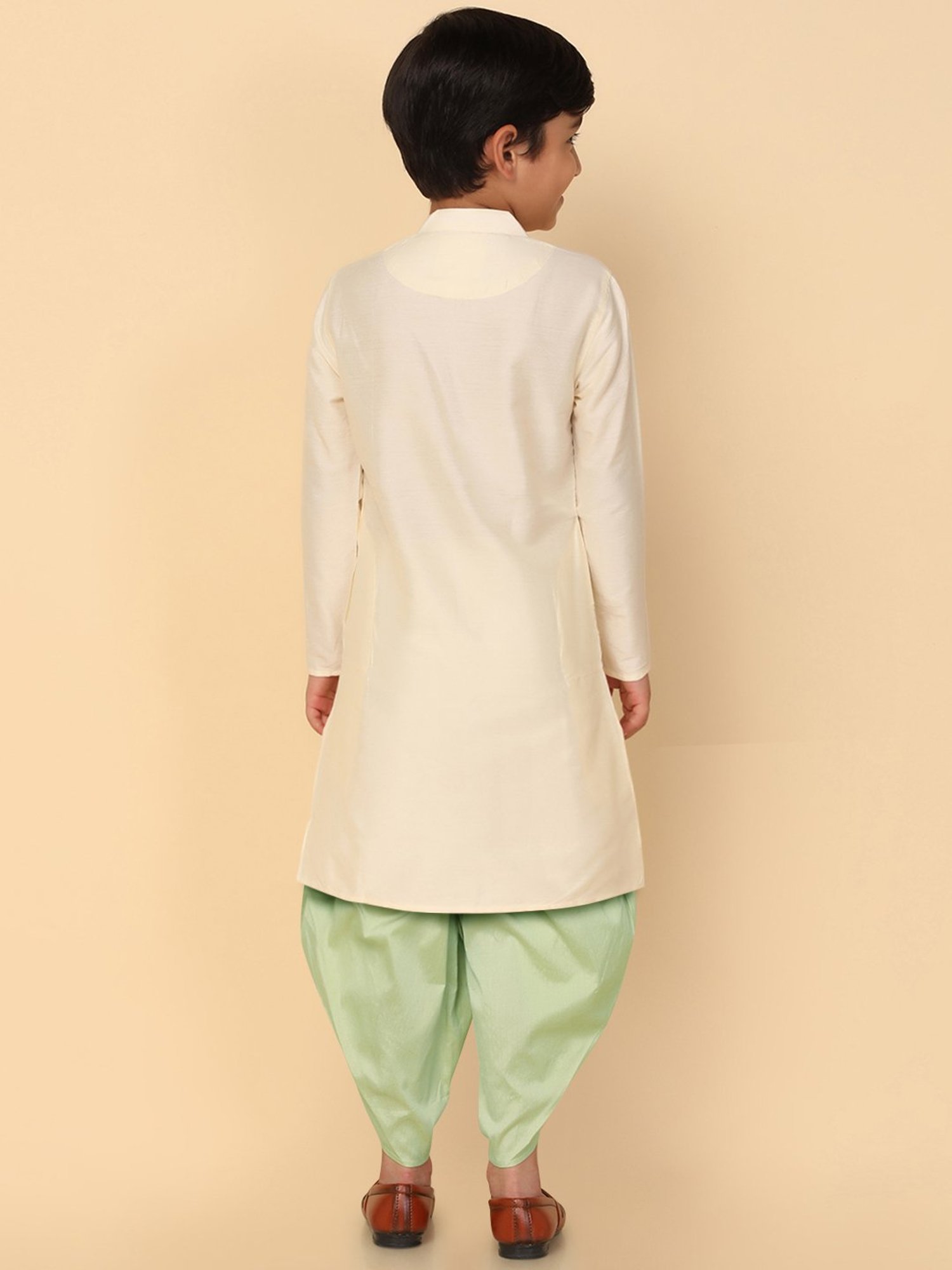 KISAH Kids Off White & Green Solid Full Sleeves Kurta with Dhoti