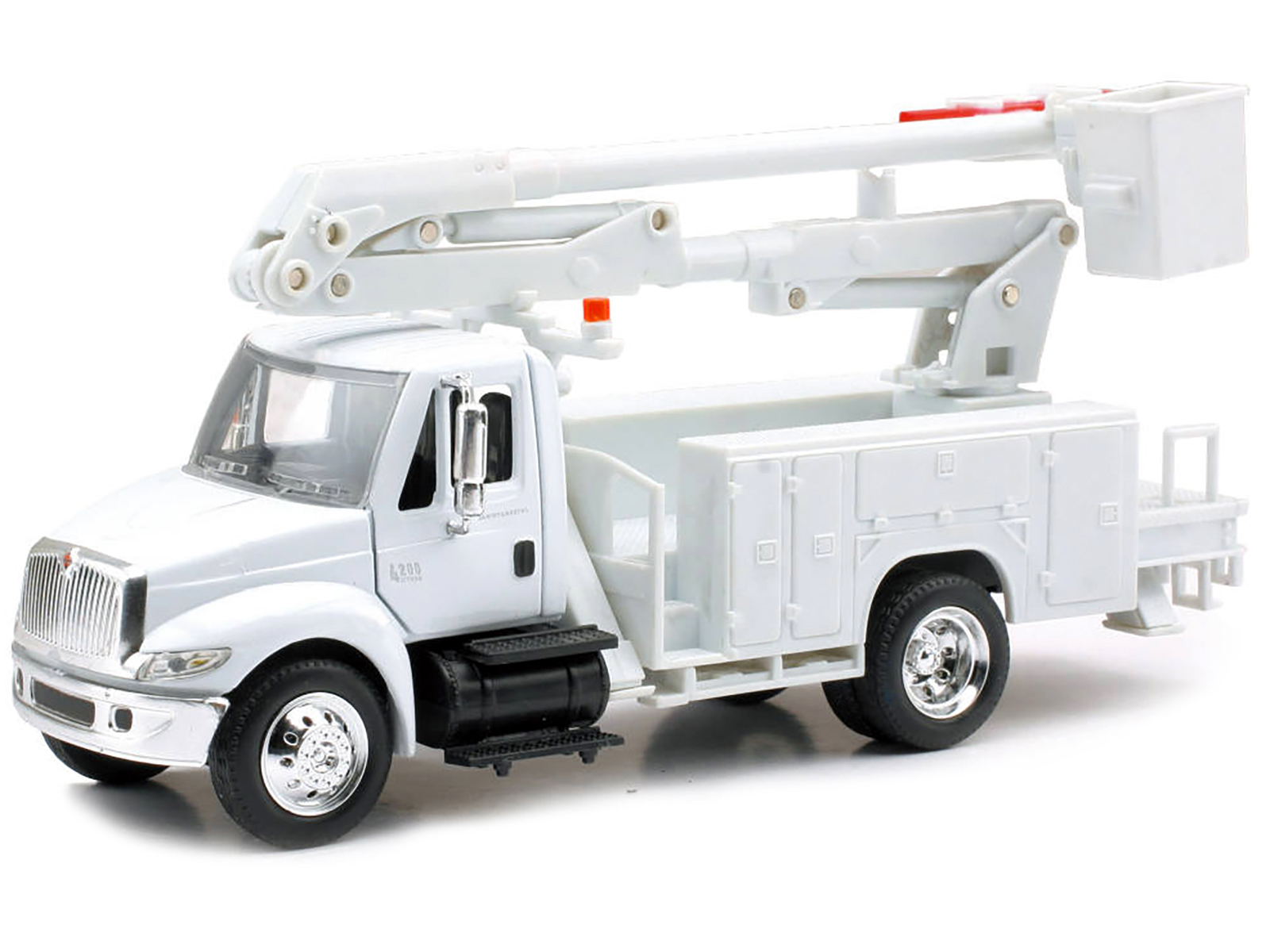 International DuraStar Flatbed Truck White "Elite Transport" Series 1/64 Diecast Model by Maisto