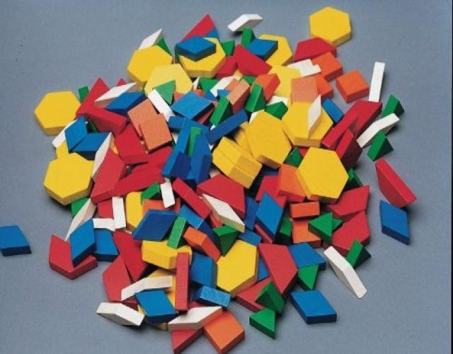 School Smart 84980 Wooden Pattern Blocks - Set of 250 - Assorted Shapes and Colors