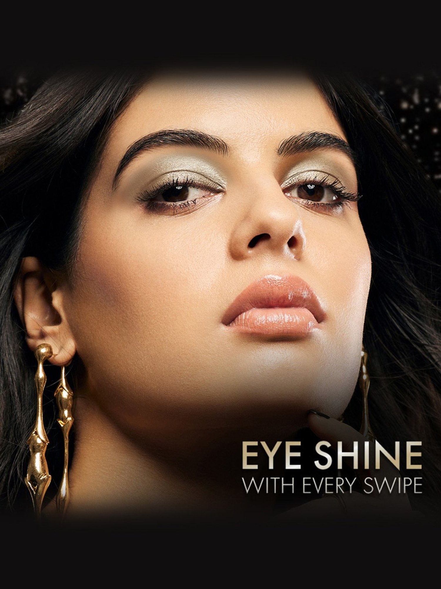 Lakme Glitterati Eye Paint Shimmer Creme Eyeshadow Champagne Rain - 3 gm