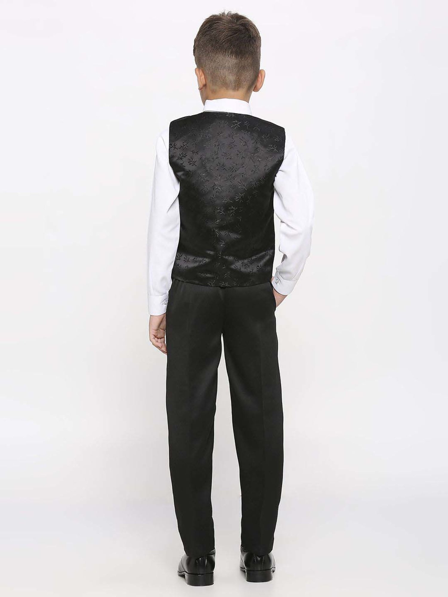 Kids Island Boys Black & White Jacquard Full Sleeves Suit Set