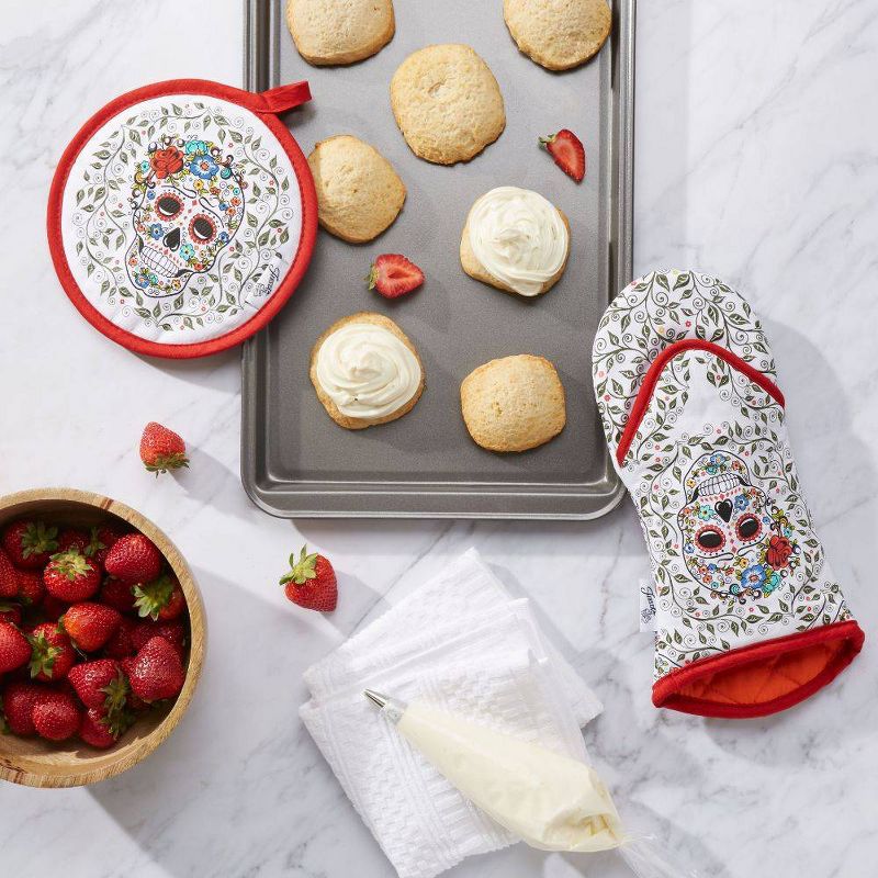 Fiesta Skull & Vine Oven Mitt + Pot Holder - Fiesta