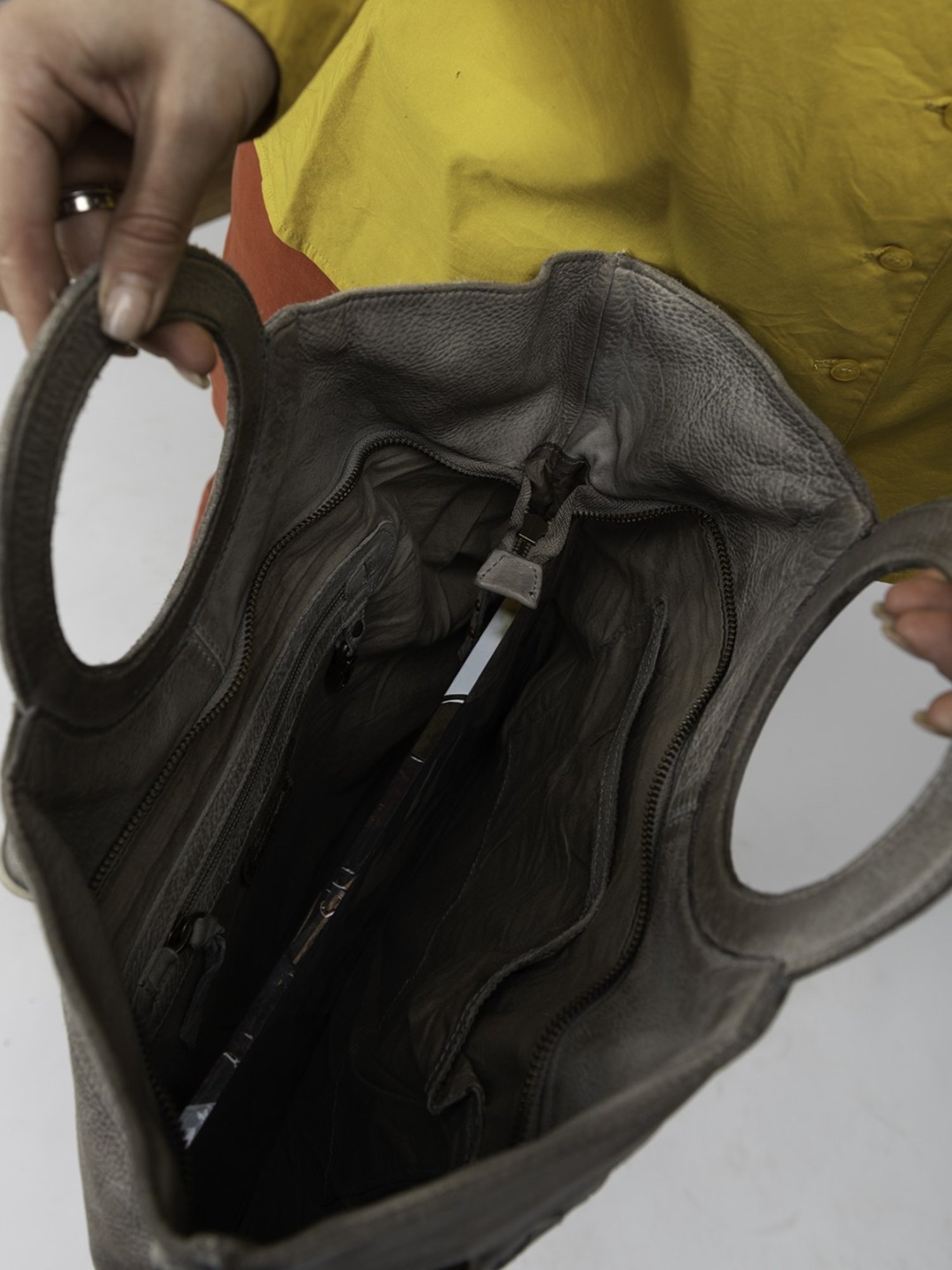 Art N Vintage Esther Grey Leather Textured Large Handbag