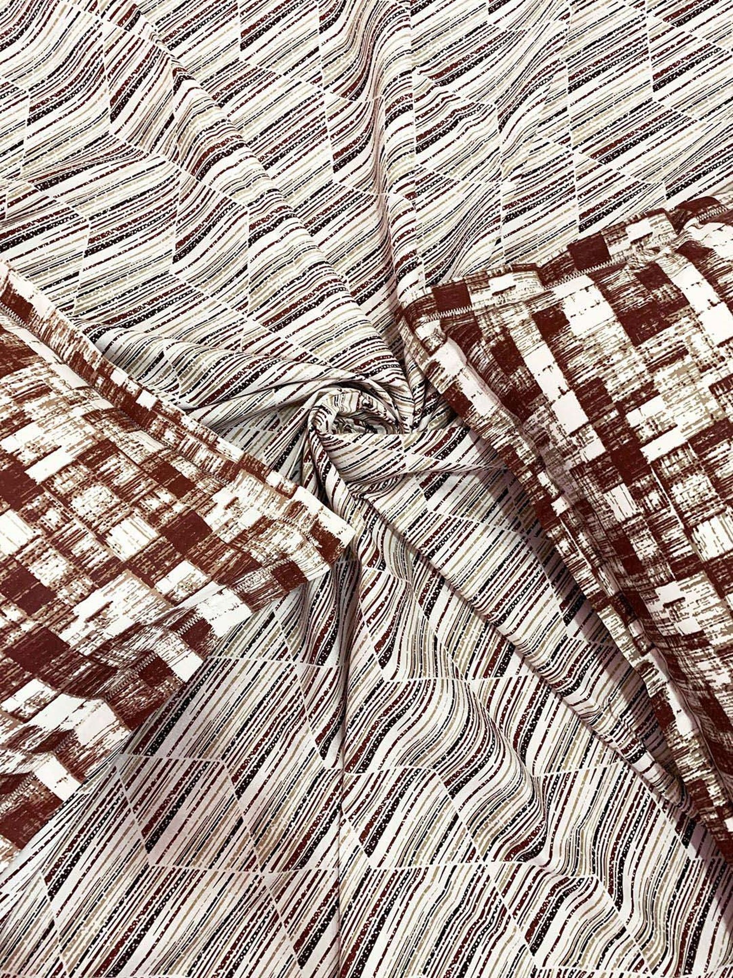 BELLA CASA Genteel Abstract Multicolor 180 TC Plain King Bedsheet with 2 Pillow Covers