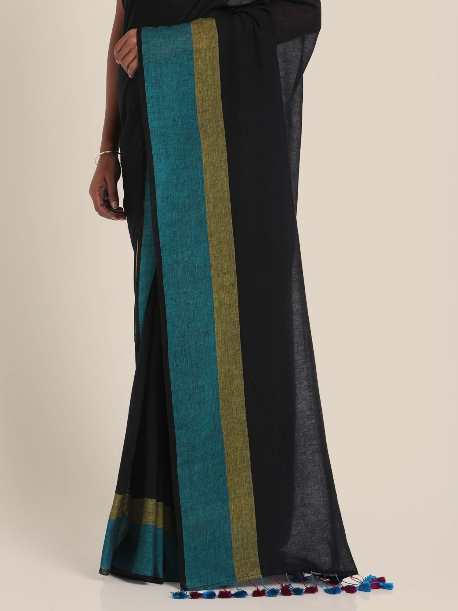 Suta Black Cotton Saree Without Blouse