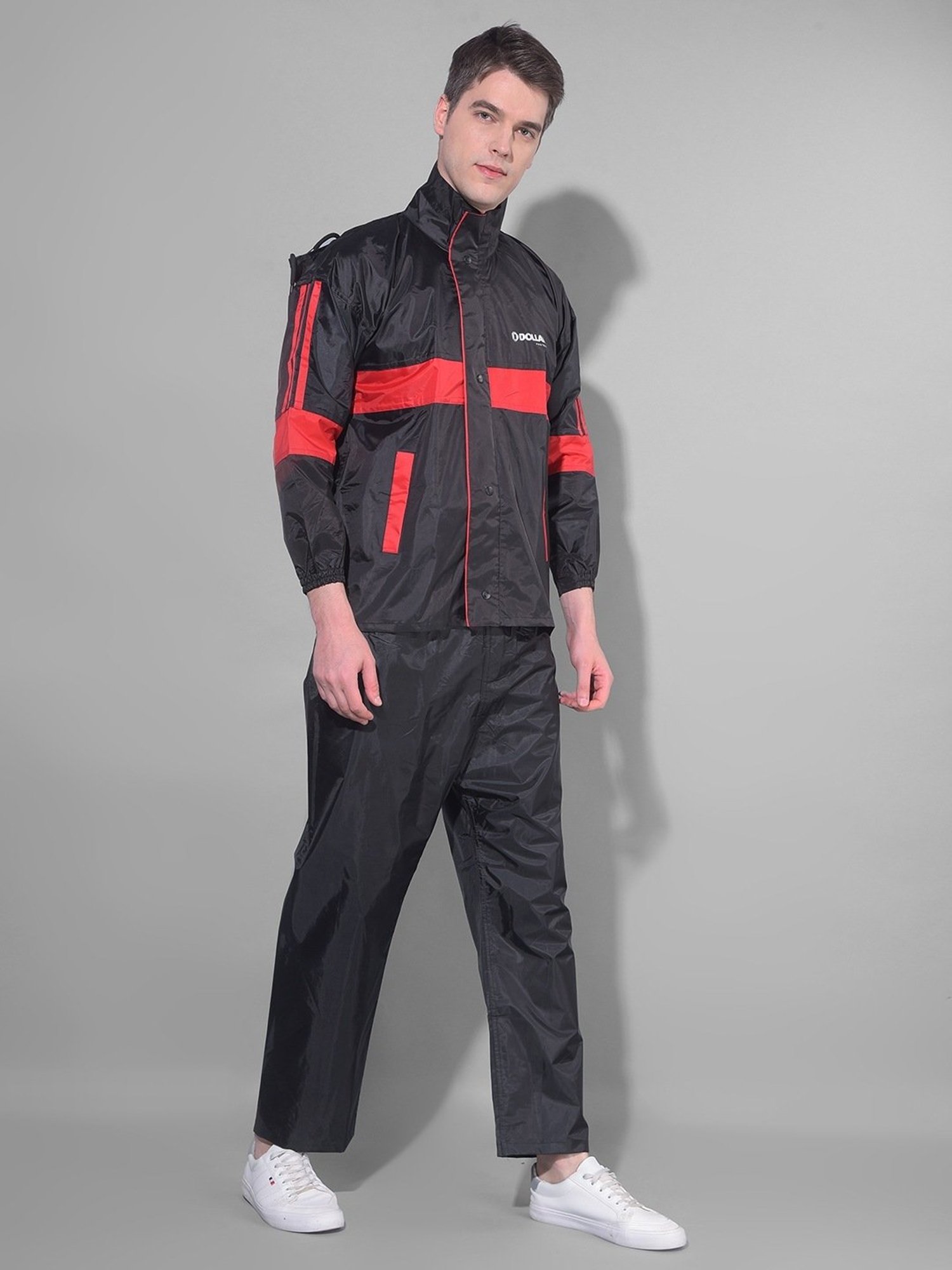 Wildcraft Red & Maroon Regular Fit Colour Block Rainwear Jacket