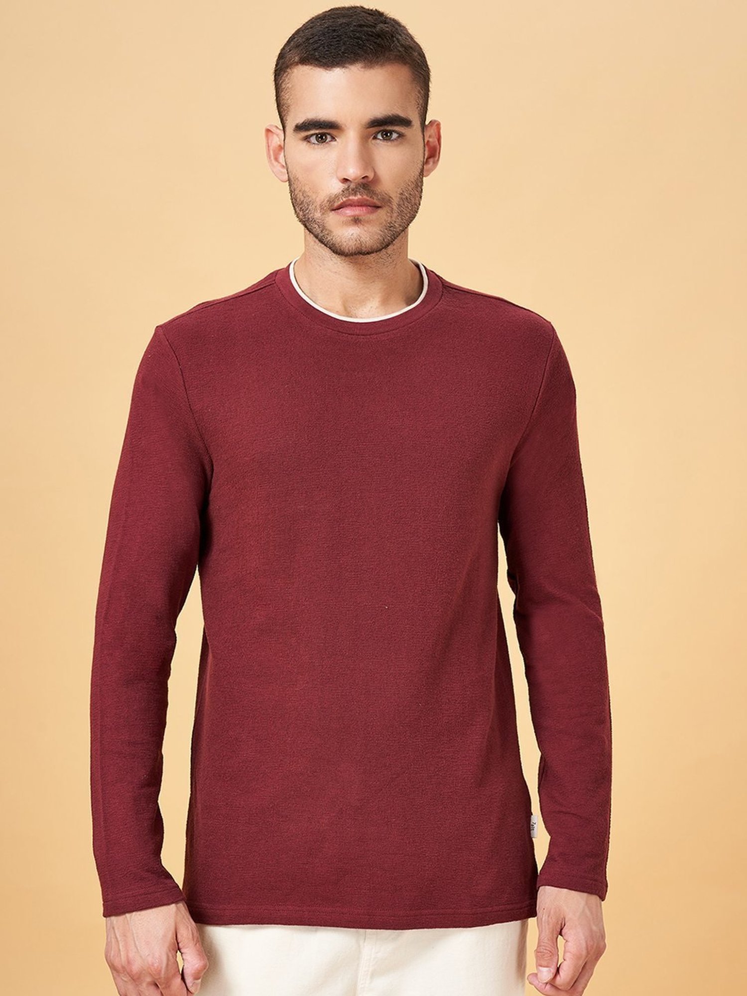 7 Alt by Pantaloons Wine Cotton Slim Fit T-Shirt