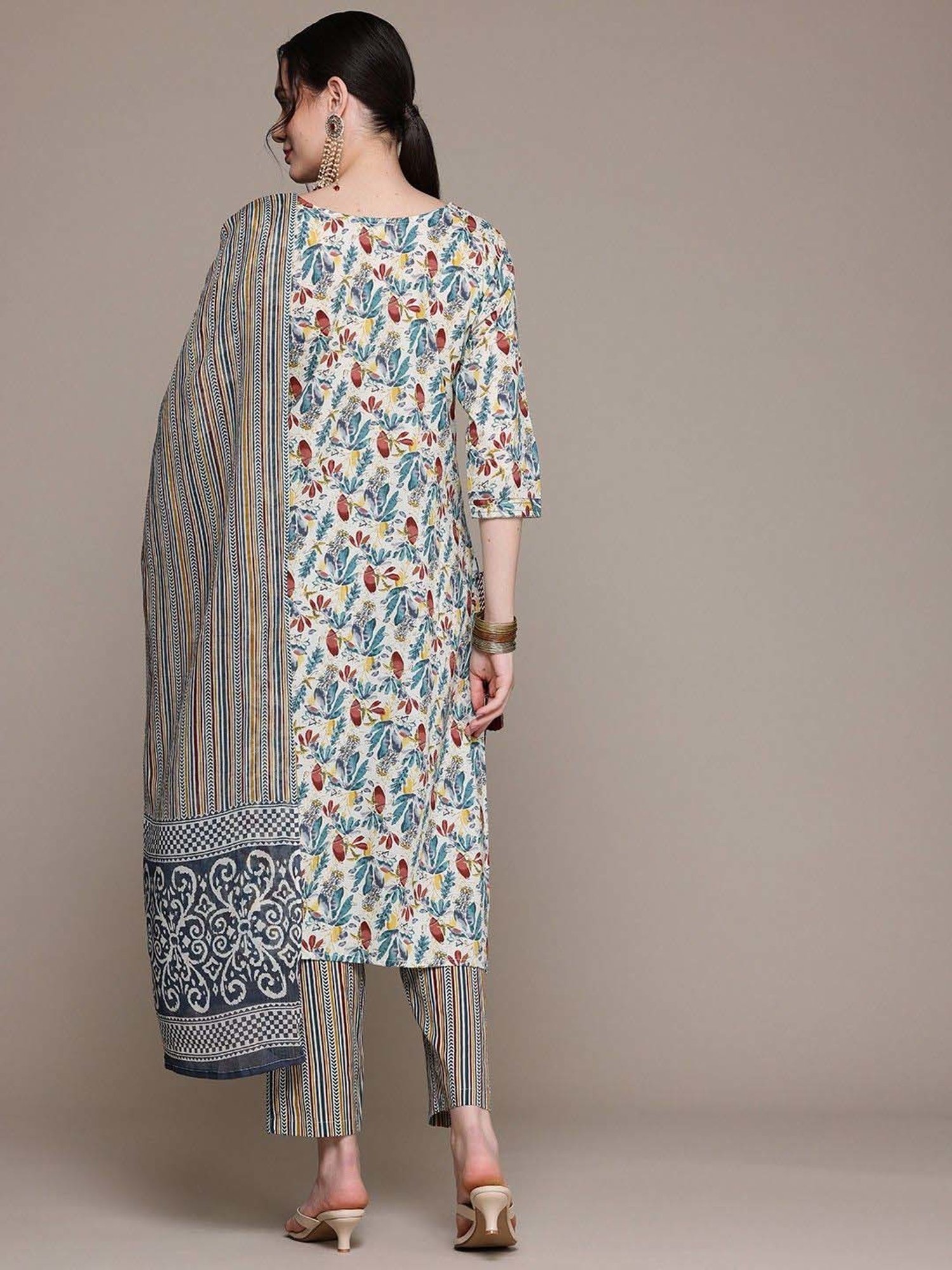 READIPRINT FASHIONS Blue Cotton Printed Kurta Pant Set With Dupatta