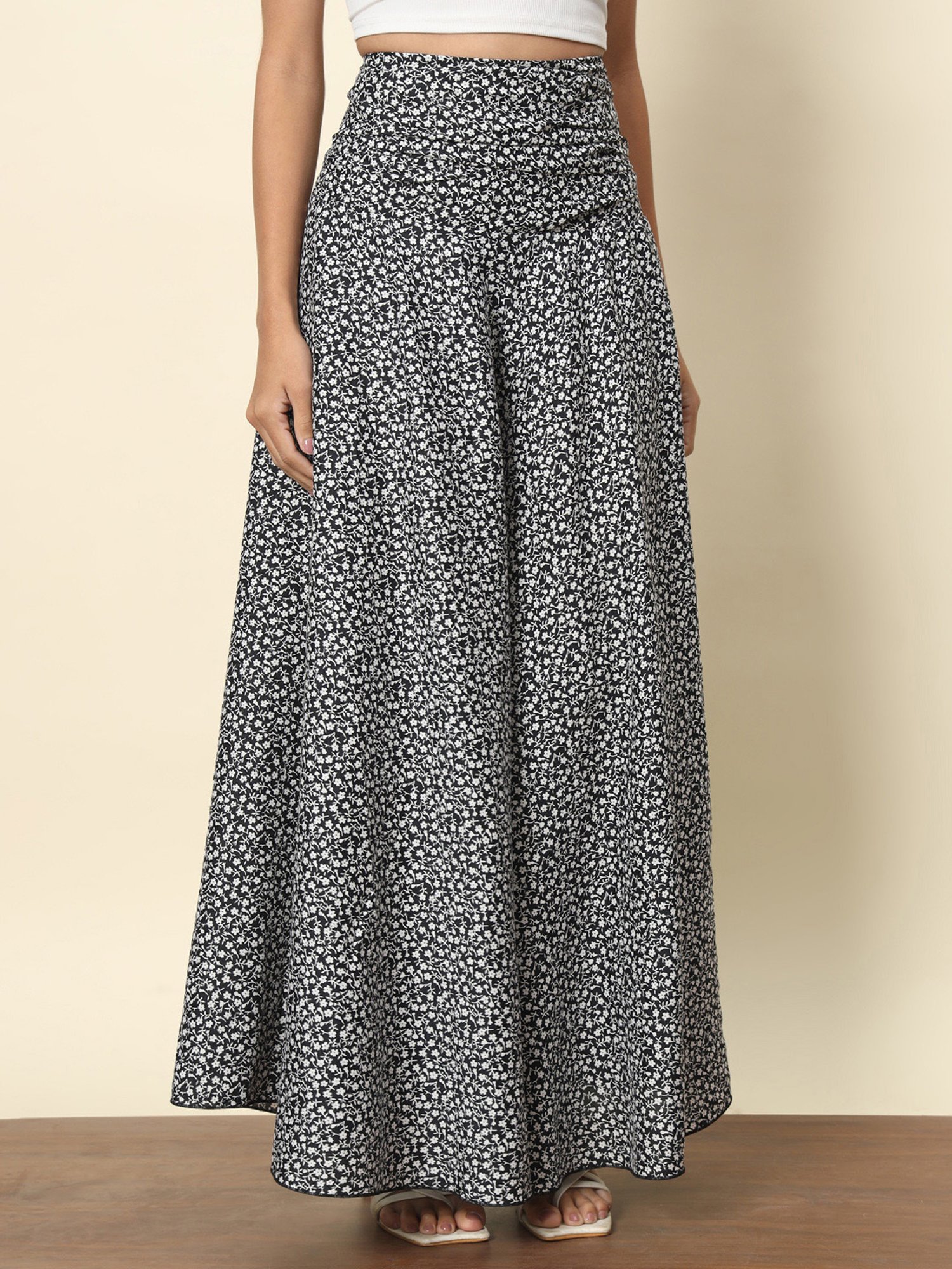 Trend Arrest Black & White Floral Print High Rise Palazzos