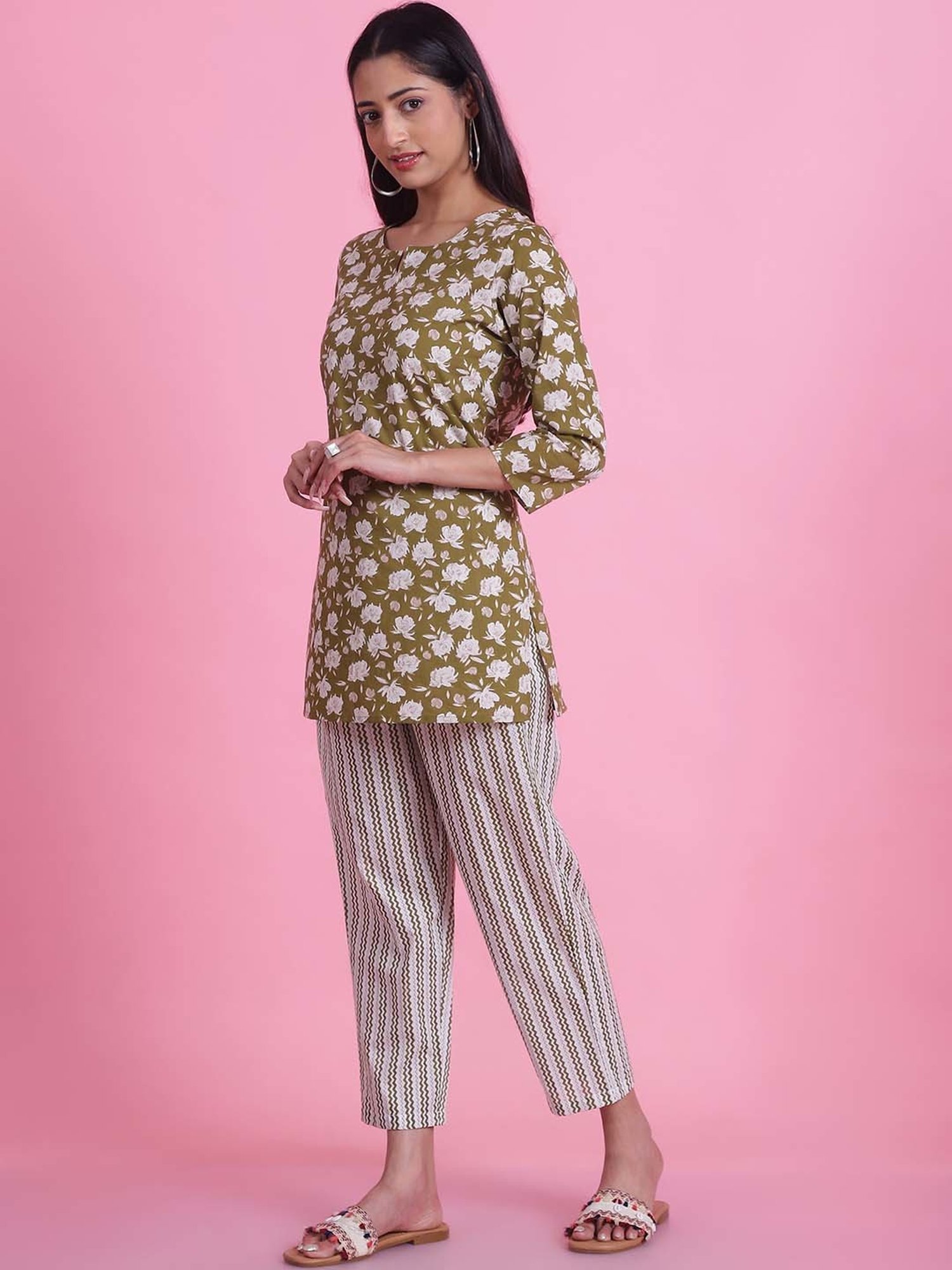 Prakrti Green & White Cotton Floral Print Top Pant Set