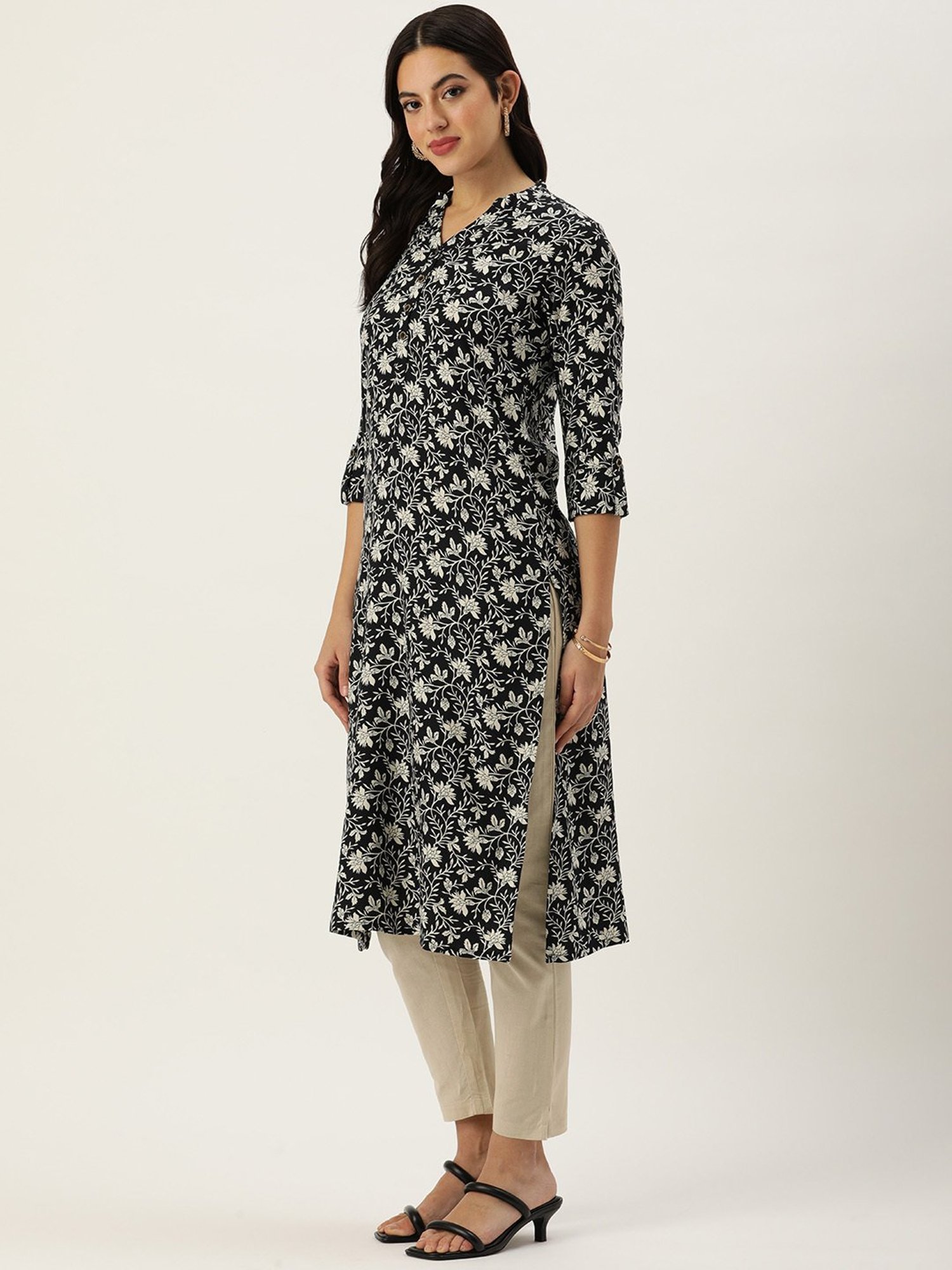 Amukti Black Rayon Floral Print Straight Kurta