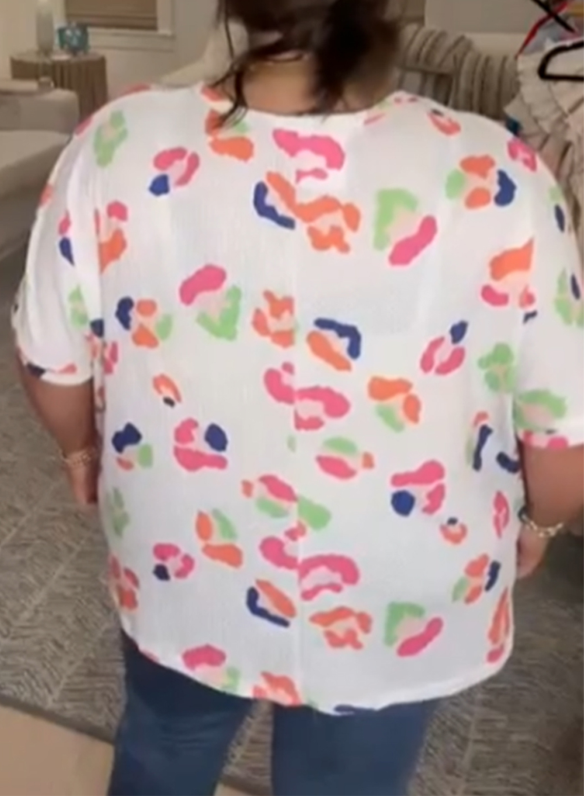 Rose Leopard Print V Neck Plus Size Tee