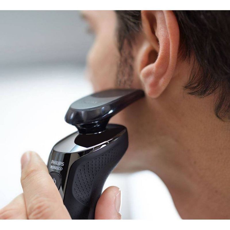 Philips Norelco Series 6800 Wet & Dry Men's Rechargeable Electric Shaver - S6880/81