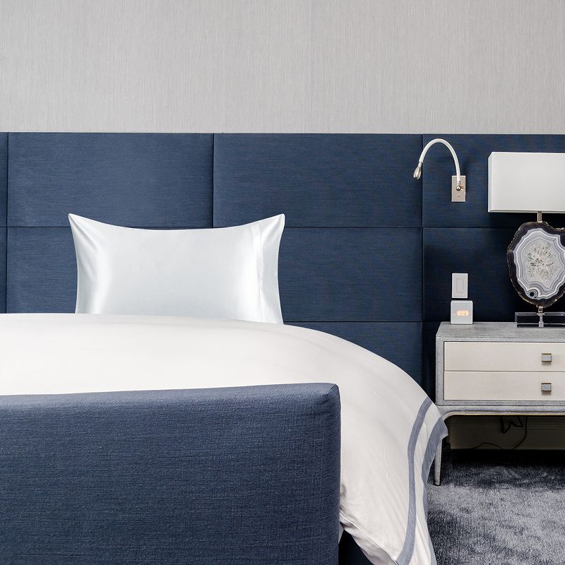 1 Pc 20&rdquo; x 30" Silk for Facial Beauty and Hair Pillow Case Black - PiccoCasa