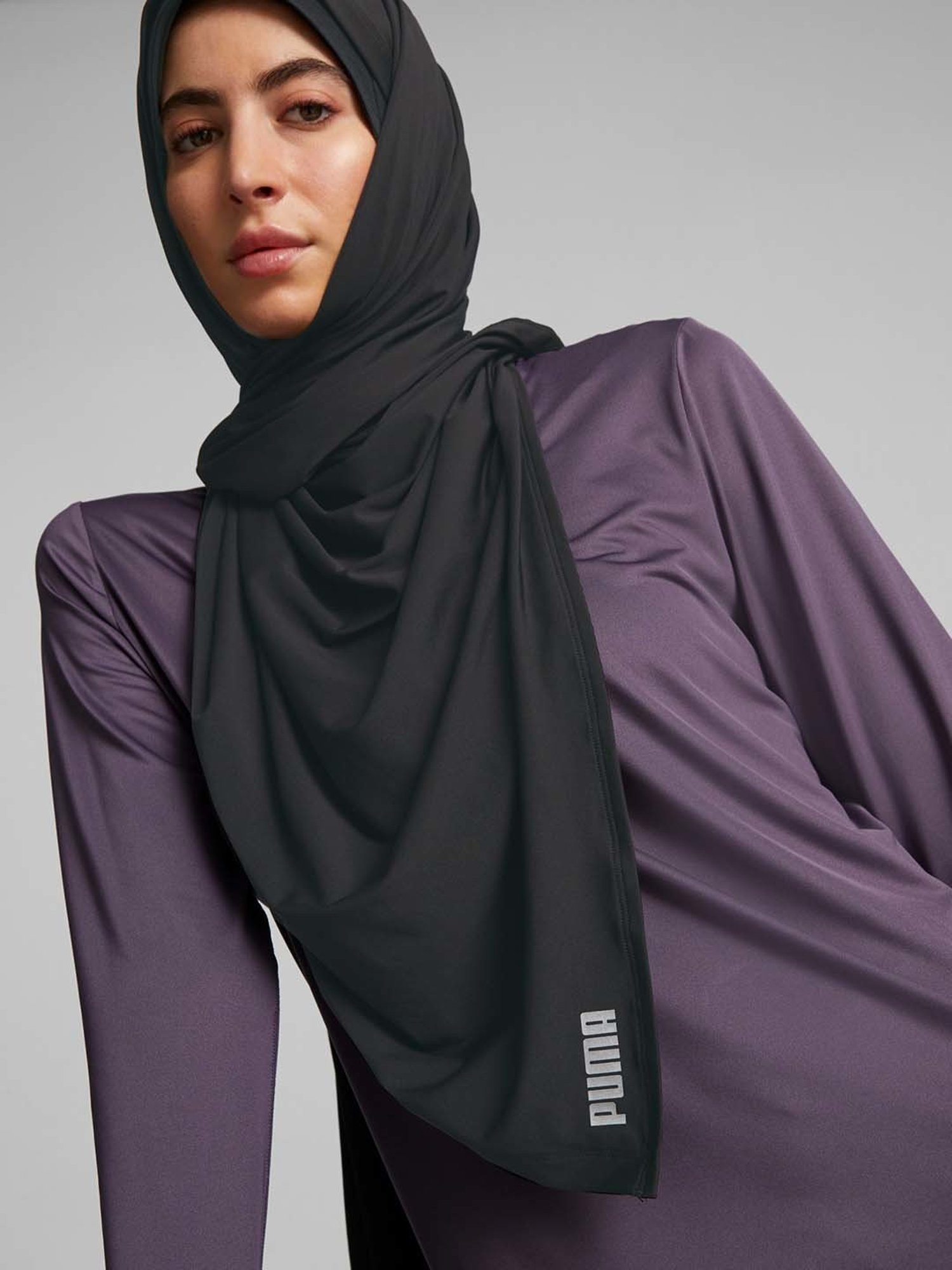 Aditi Wasan White Floral Stole