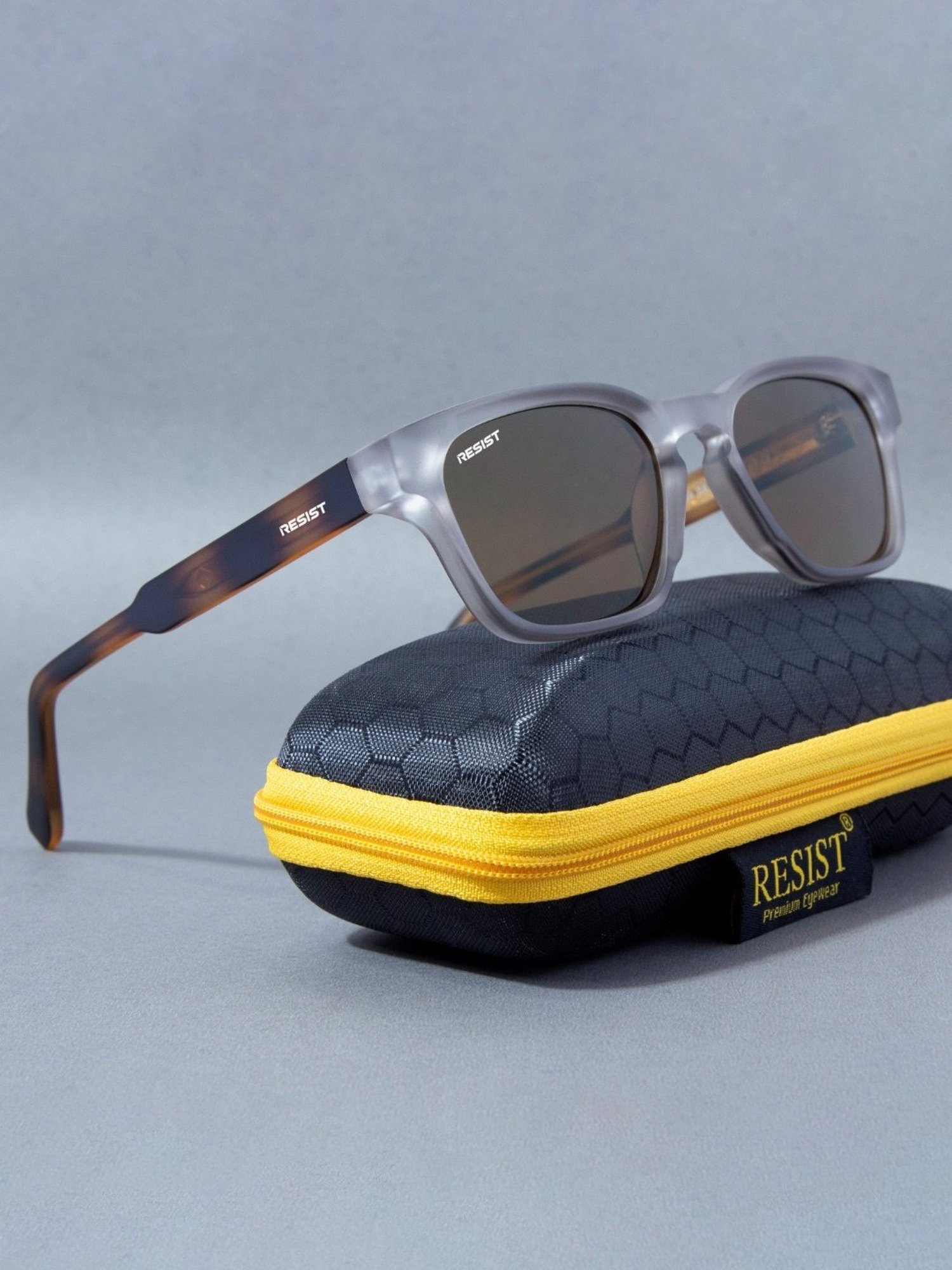 Resist Eyewear Brown Wayfarer uv protected Unisex Sunglasses