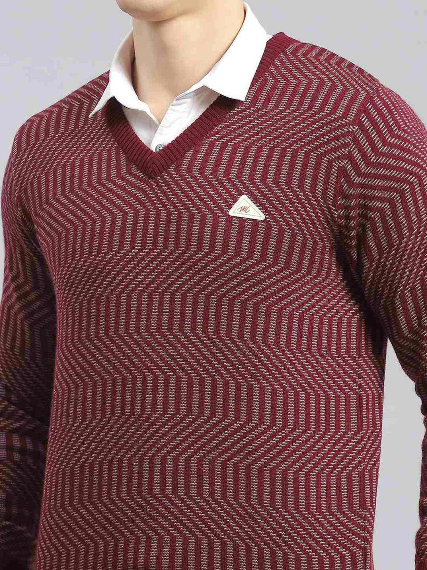 Monte Carlo Burgandi Regular Fit Self Pattern Sweater