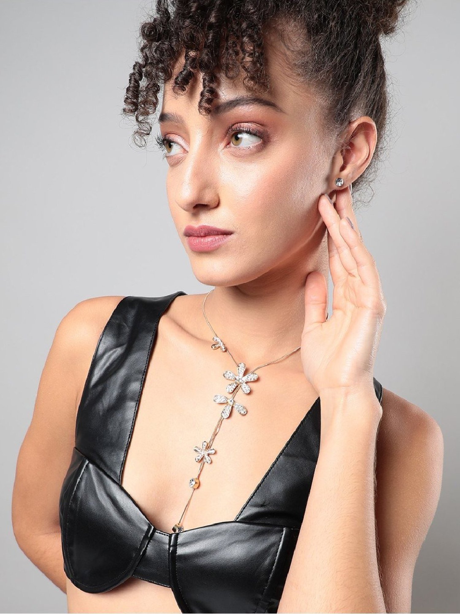 Sohi women's flower drop negligee necklace chalice silver