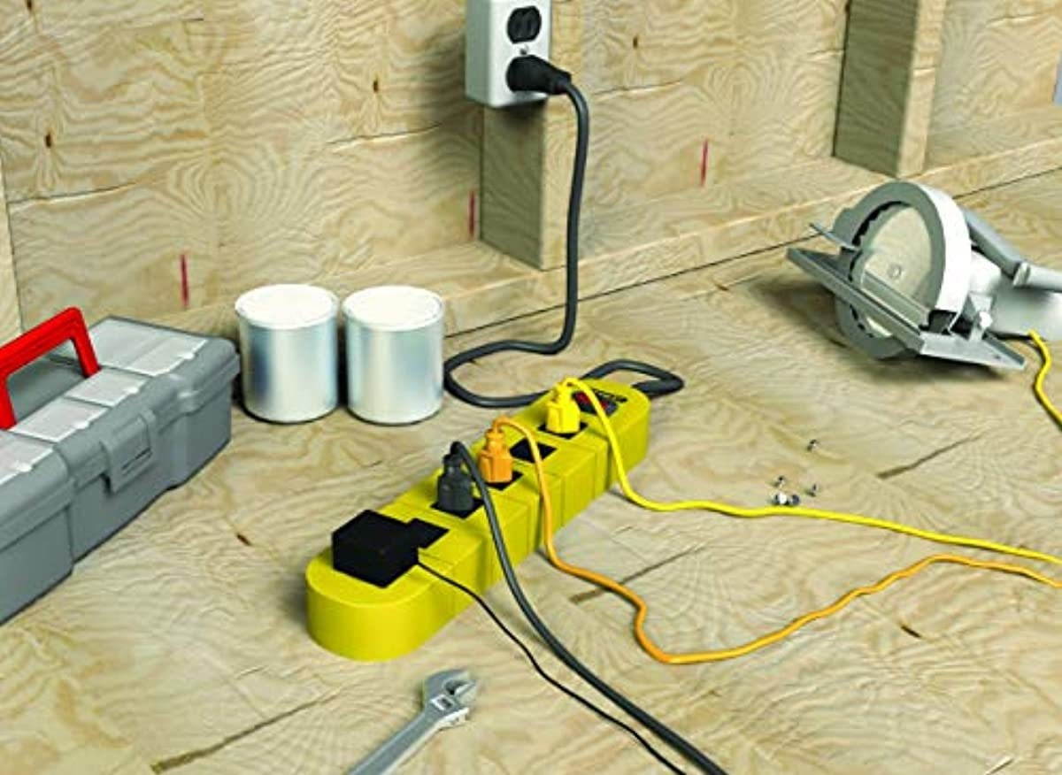 Stanley 31609 ShopMax MTL 6-Outlet 1200 Joule Metal Surge Protector