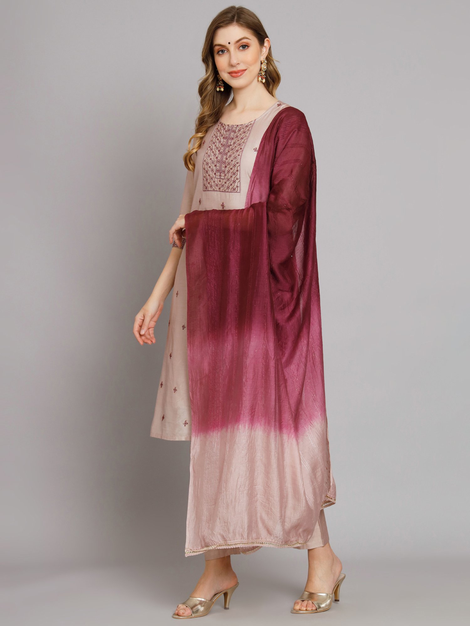 SWAGG INDIA Beige Embroidered Kurta Pant Set With Dupatta