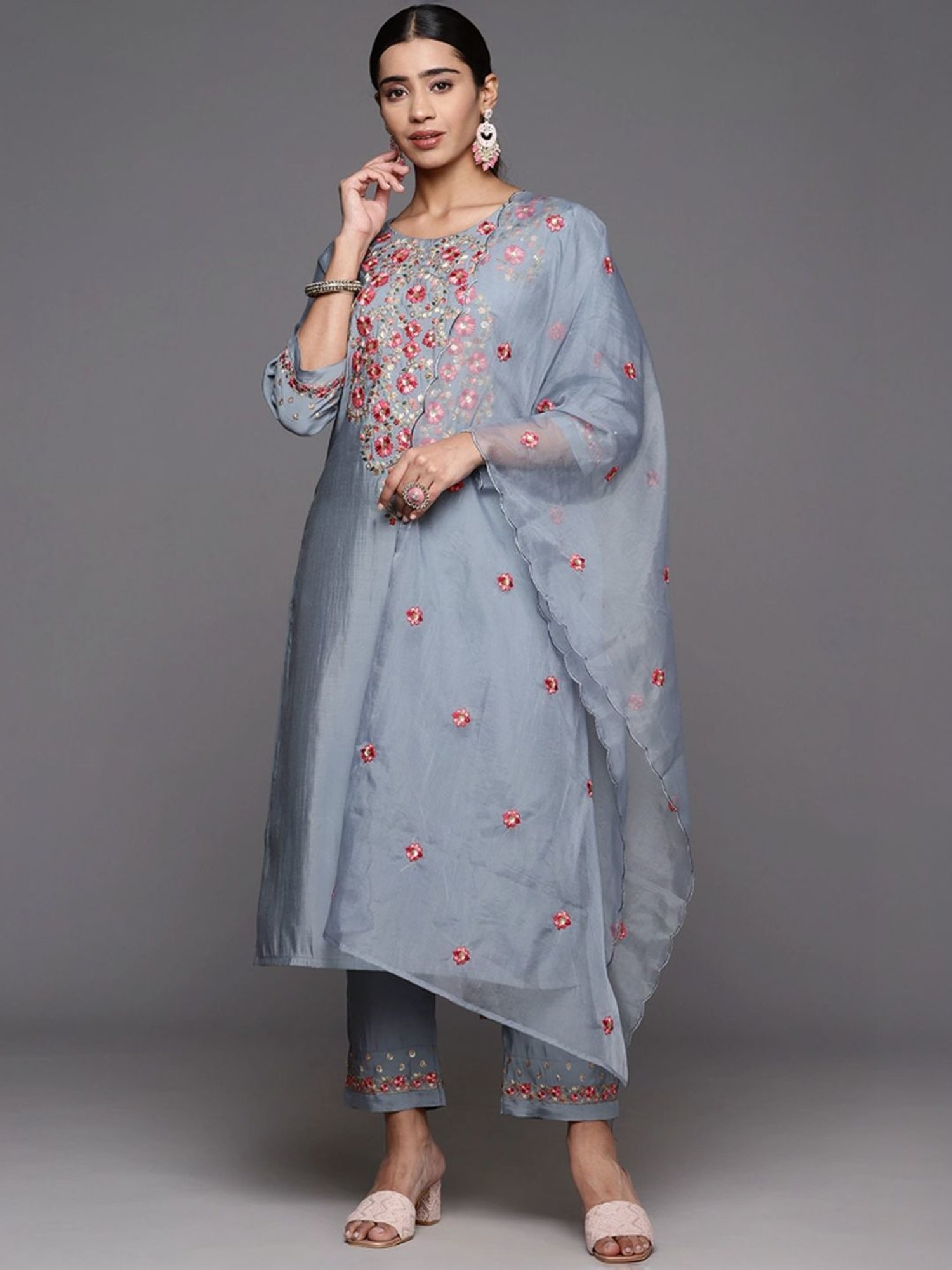 Varanga Grey Embroidered Kurta Pant Set With Dupatta