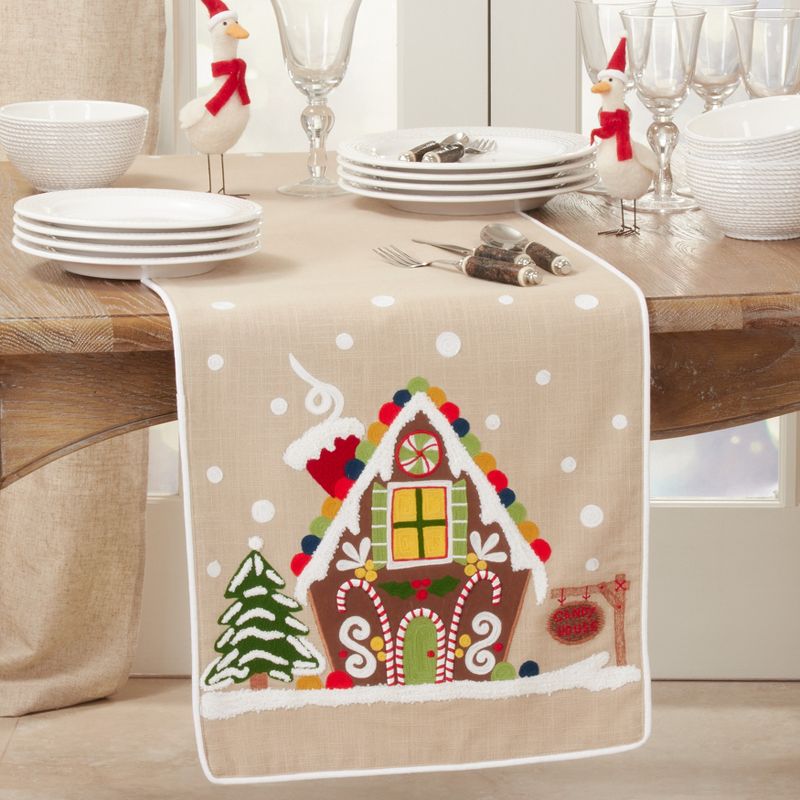 Saro Lifestyle Gingerbread House Runner, 16"x72", Natural