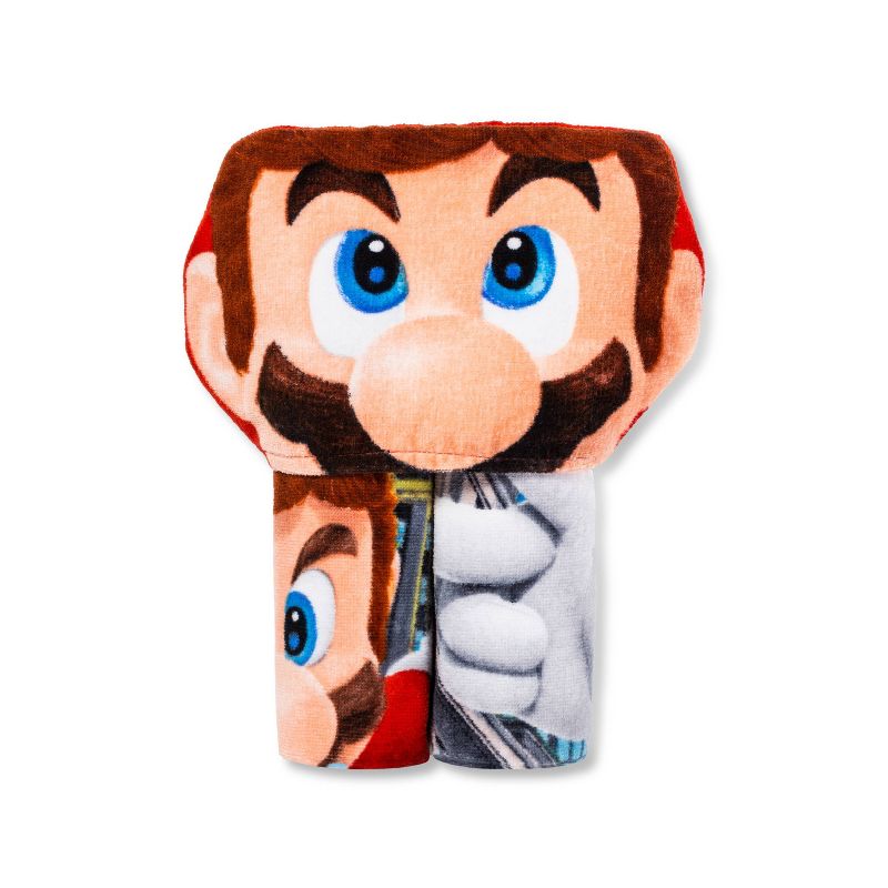 Super Mario Move The Globe Hooded Bath Towel