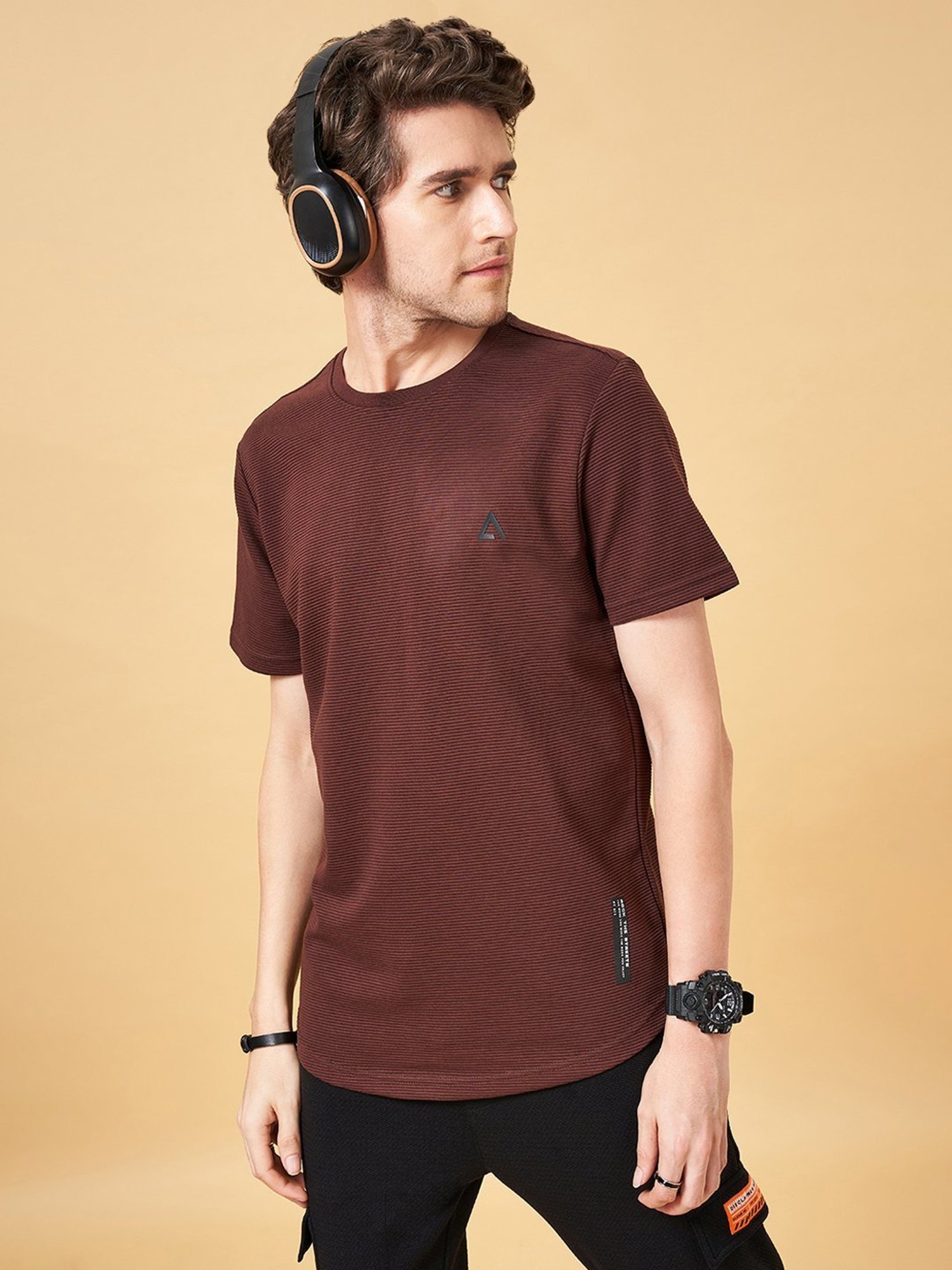 Street 808 by Pantaloons Burgundy Regular Fit T-Shirt