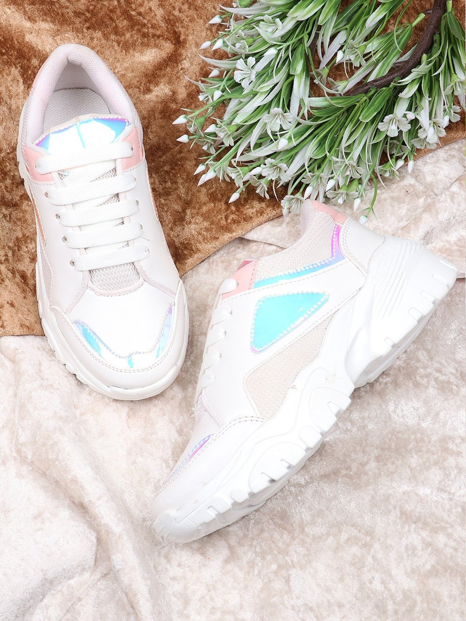 Shoetopia Women's White Sneakers