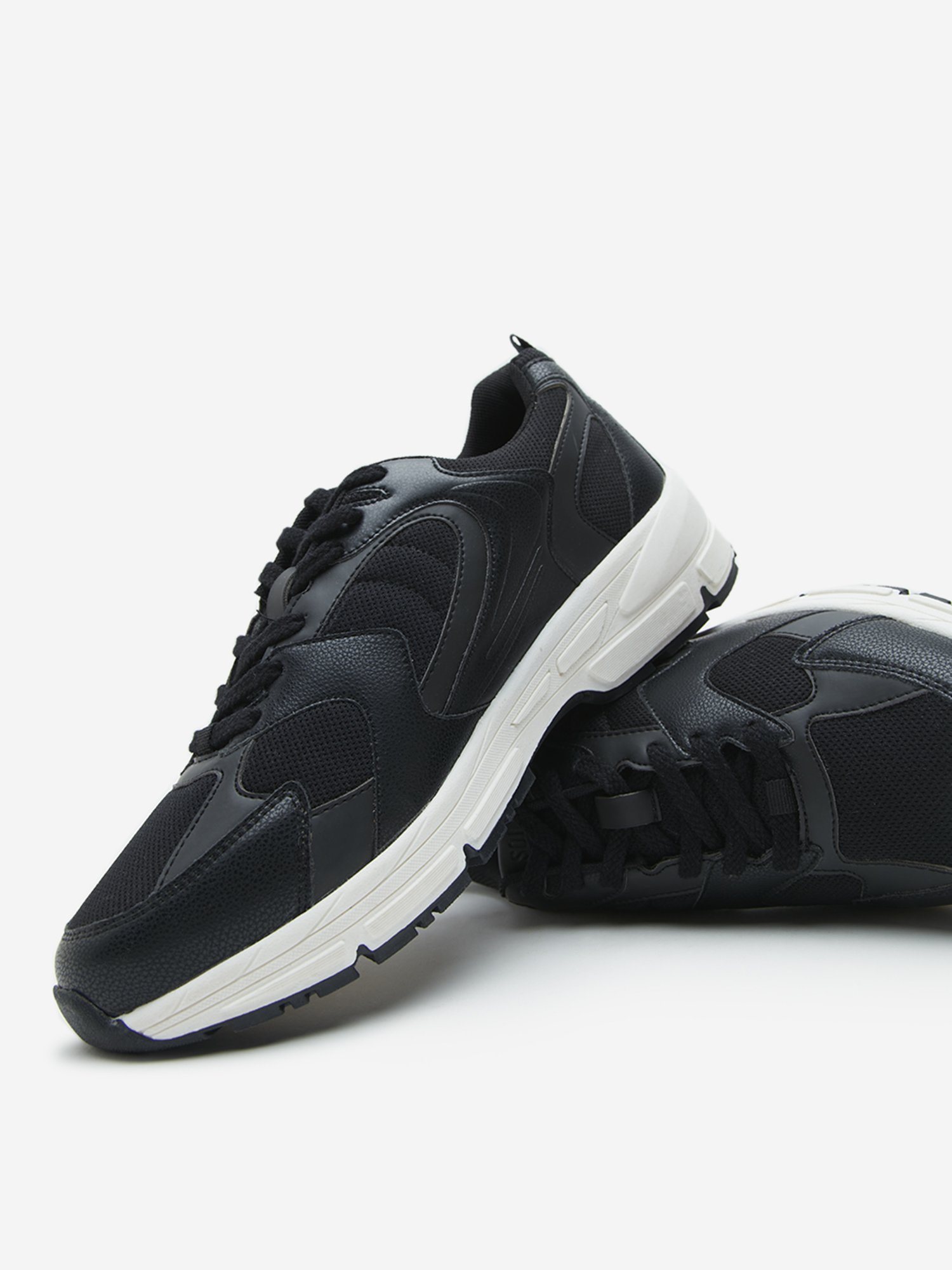 SOLEPLAY by Westside Black Lace-Up Mesh Sneakers