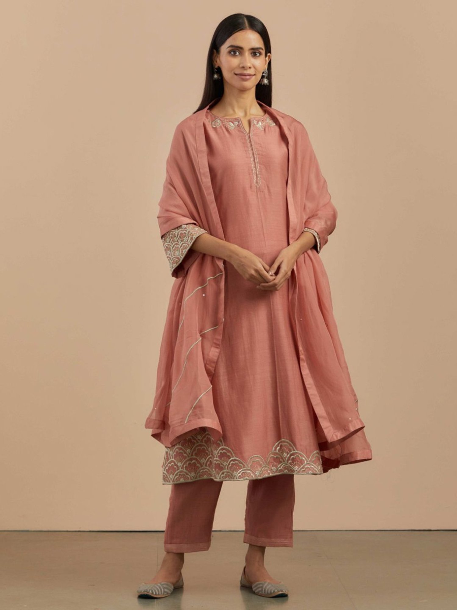 Priya Chaudhary Dust Pink Preet Embroidered Chanderi Silk Kurta