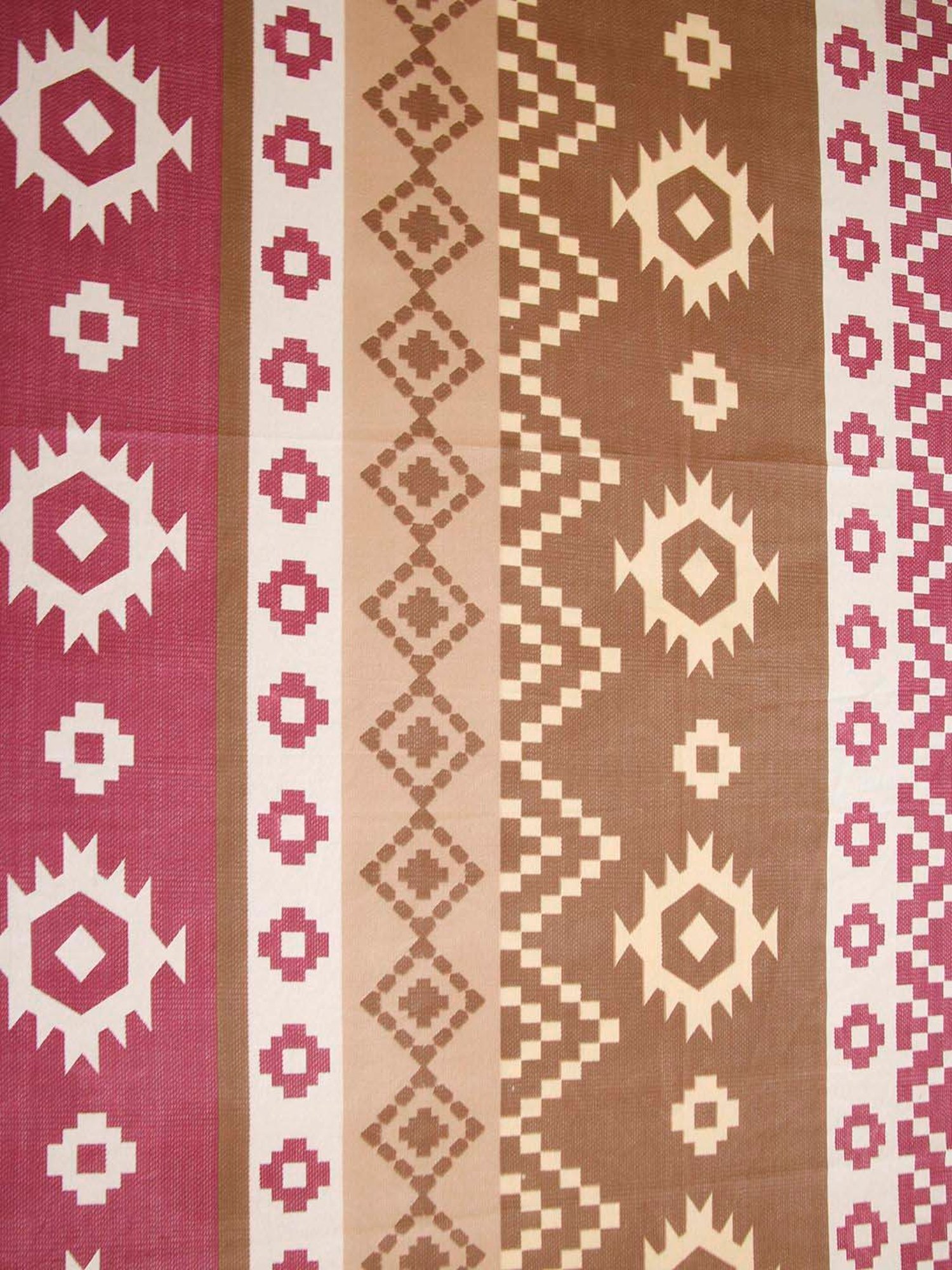 Ariana Red & Brown Cotton 144 TC Queen Bedsheet With 2 Pillow Covers