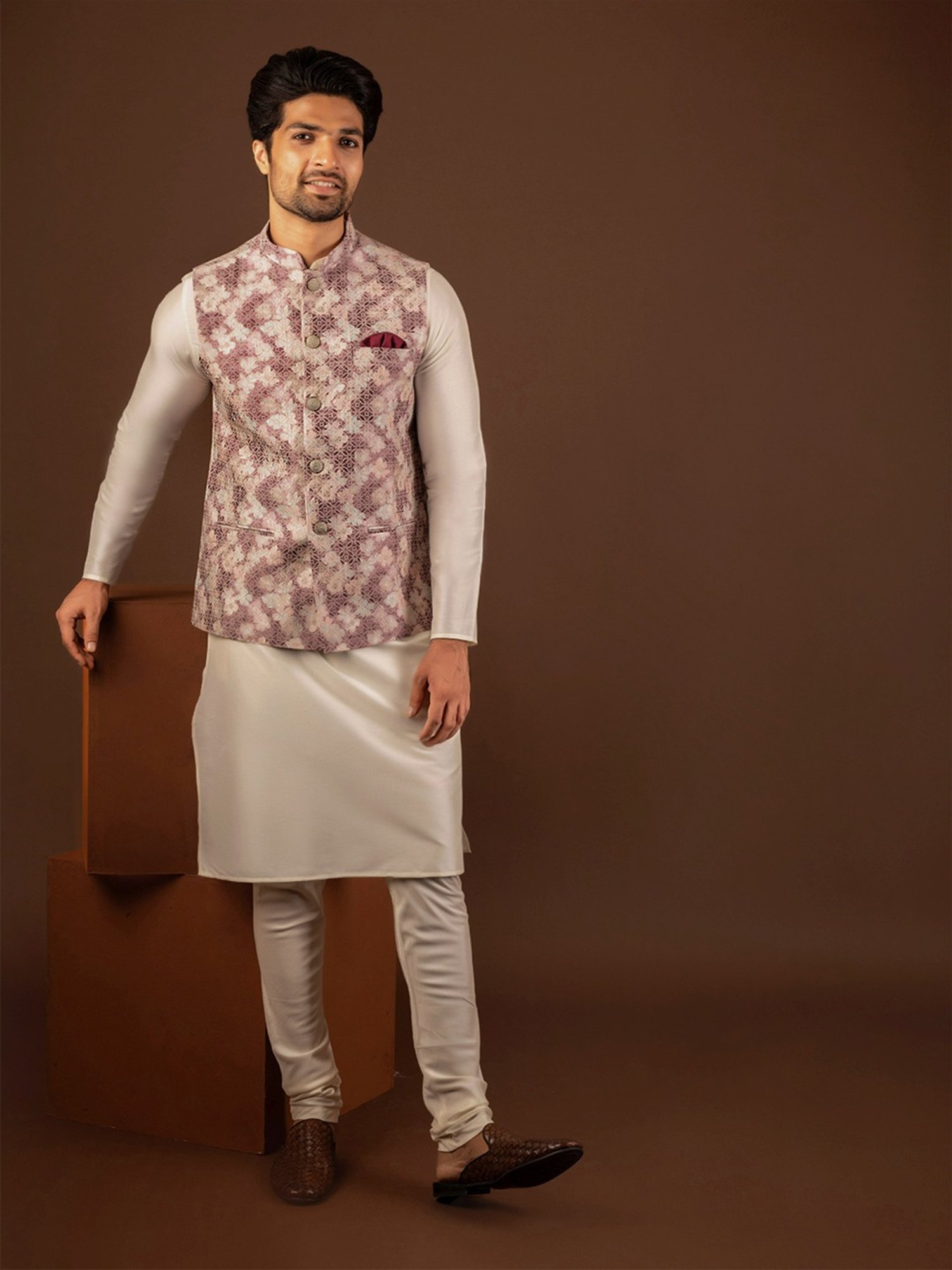 KISAH Multicolored Regular Fit Jacquard Kurta Set With Jacket