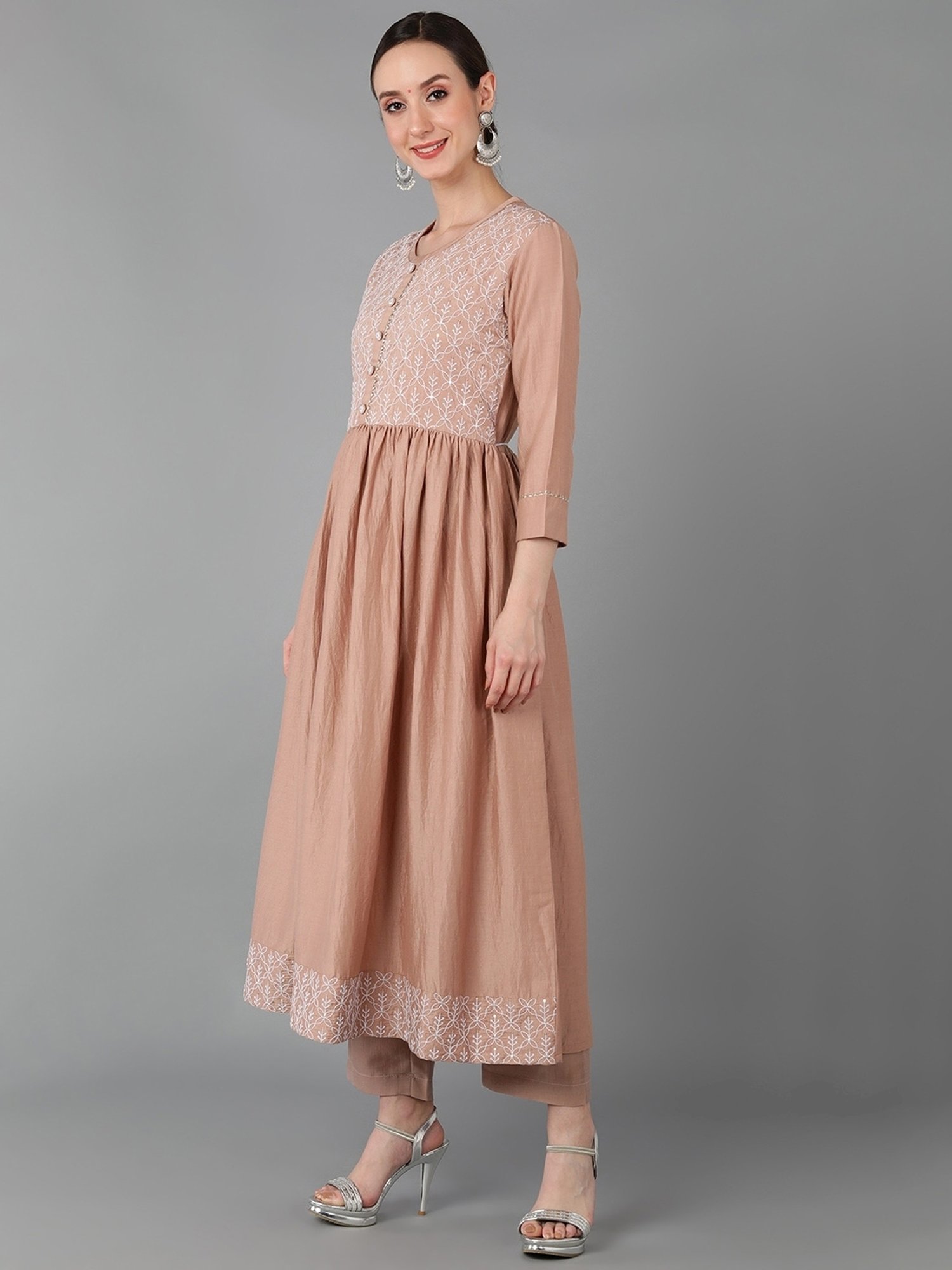 Vaamsi Beige Embroidered Kurta Pant Set With Dupatta