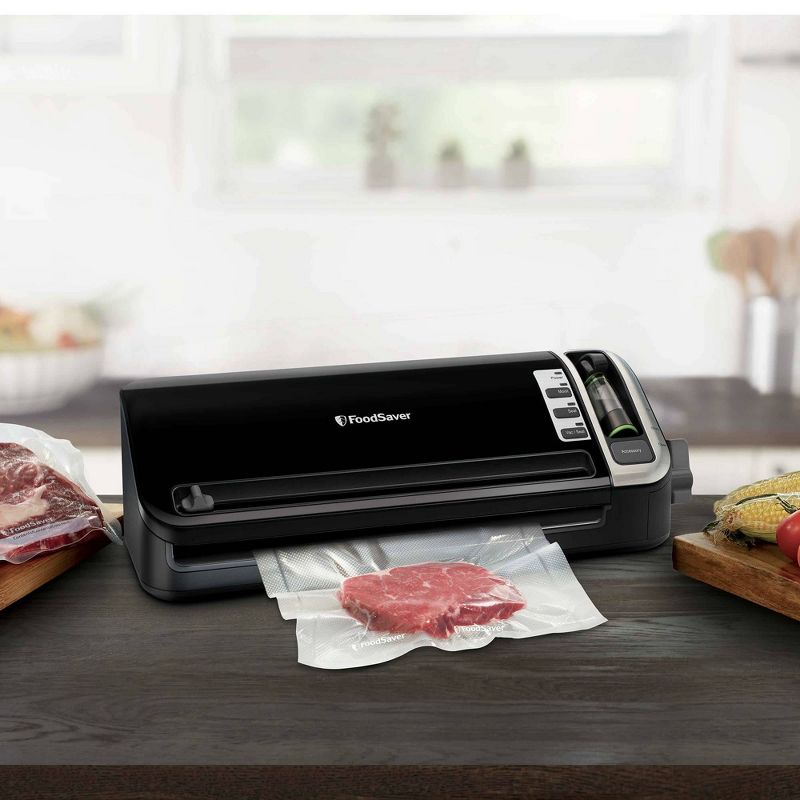 FoodSaver 2-In-1 Manual Operation Food Preservation System FM3620-000