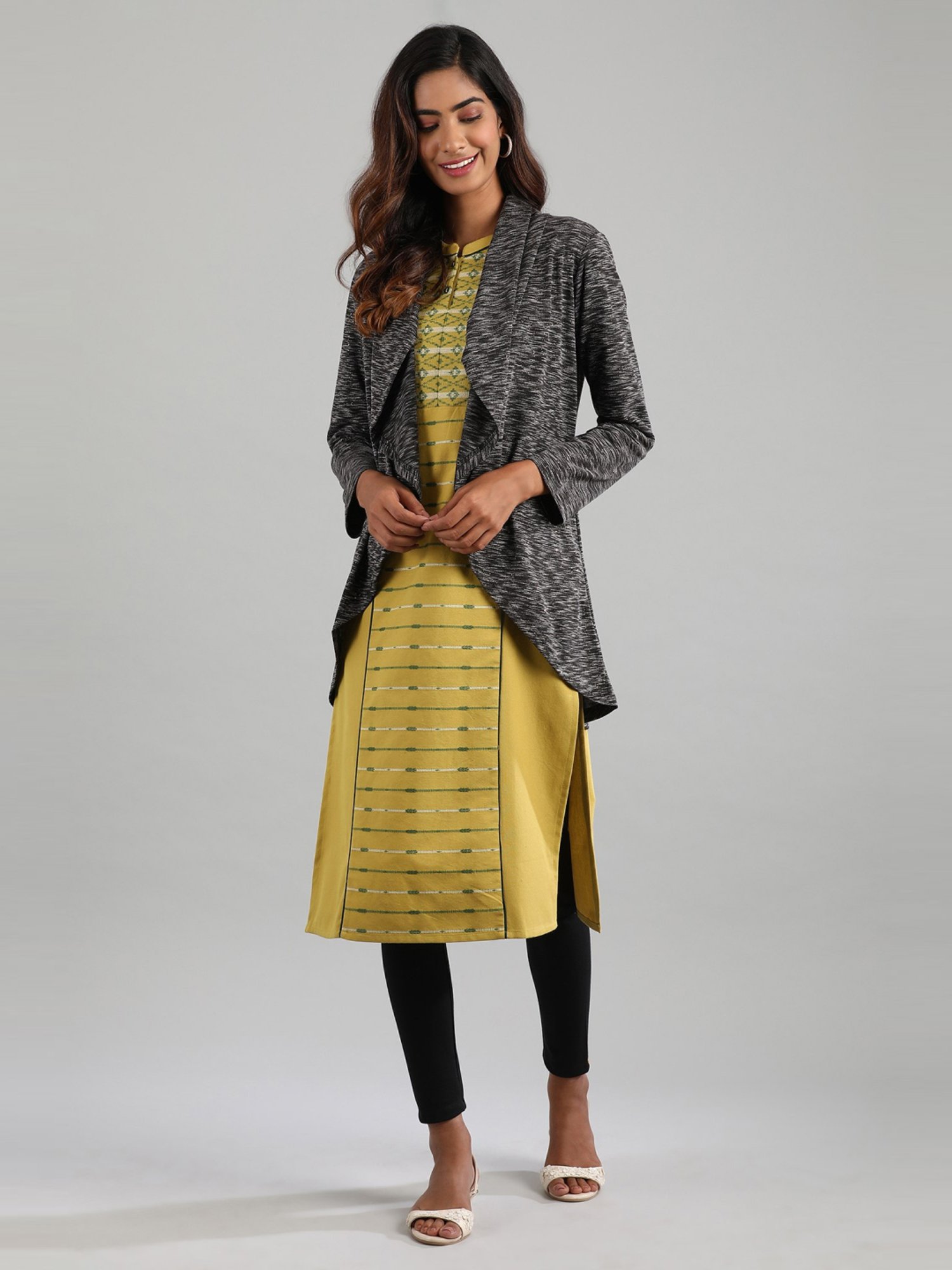 Aurelia Grey Printed Shrug