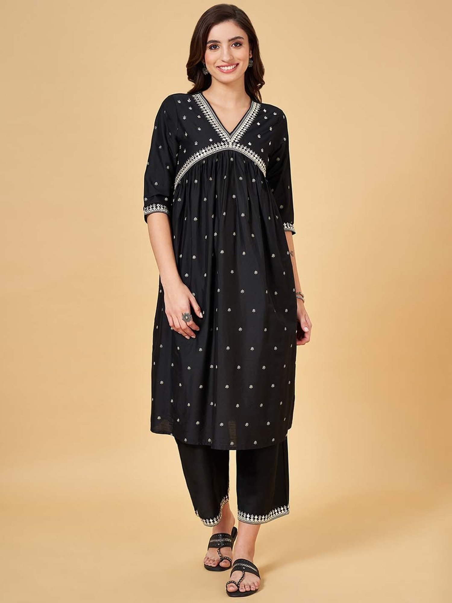 Rangmanch by Pantaloons Black Embroidered Kurta Palazzo Set