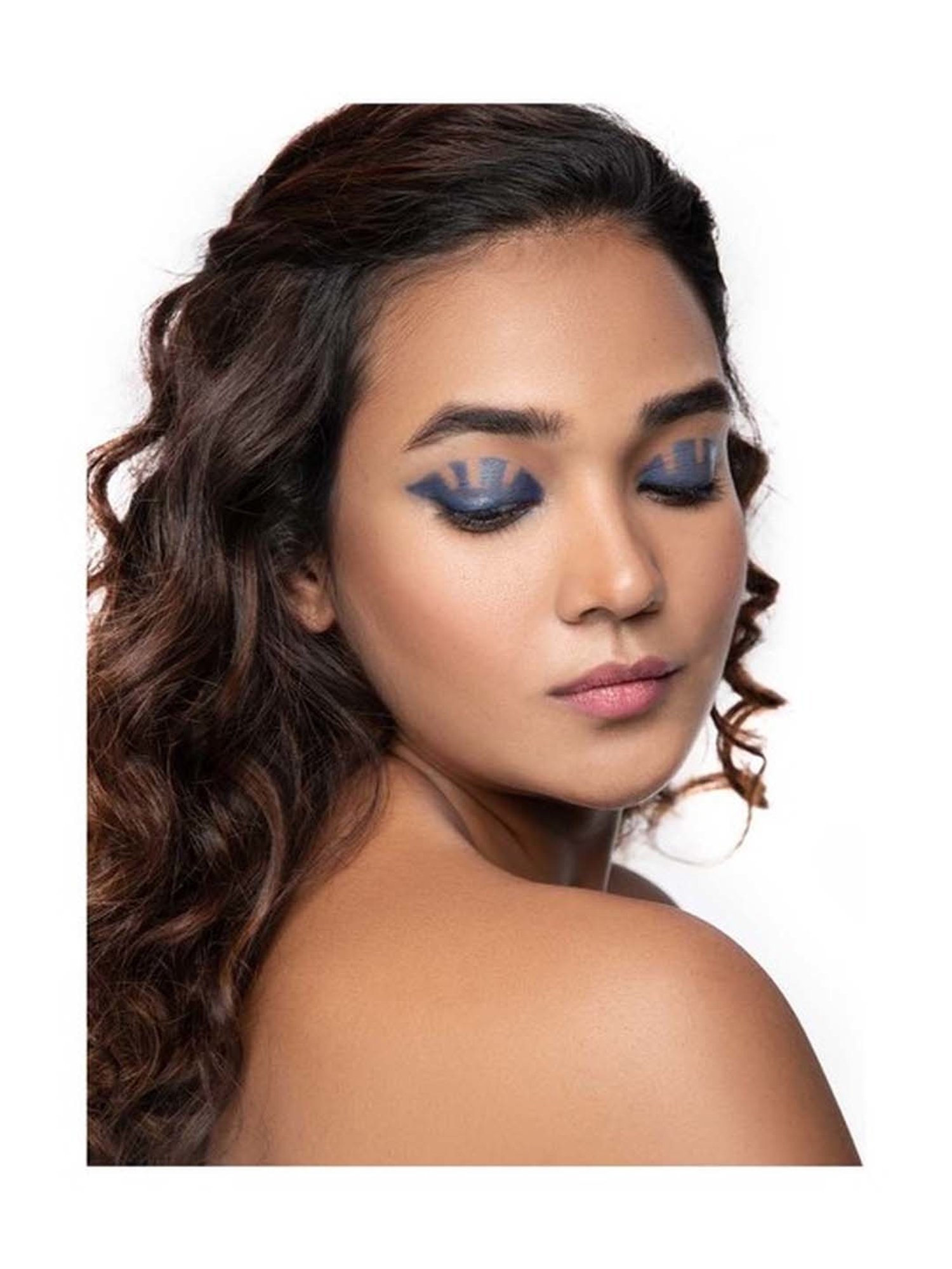 Sugar Cosmetics Kohl Of Honour Intense Kajal 04 True Blue - 0.25 gm