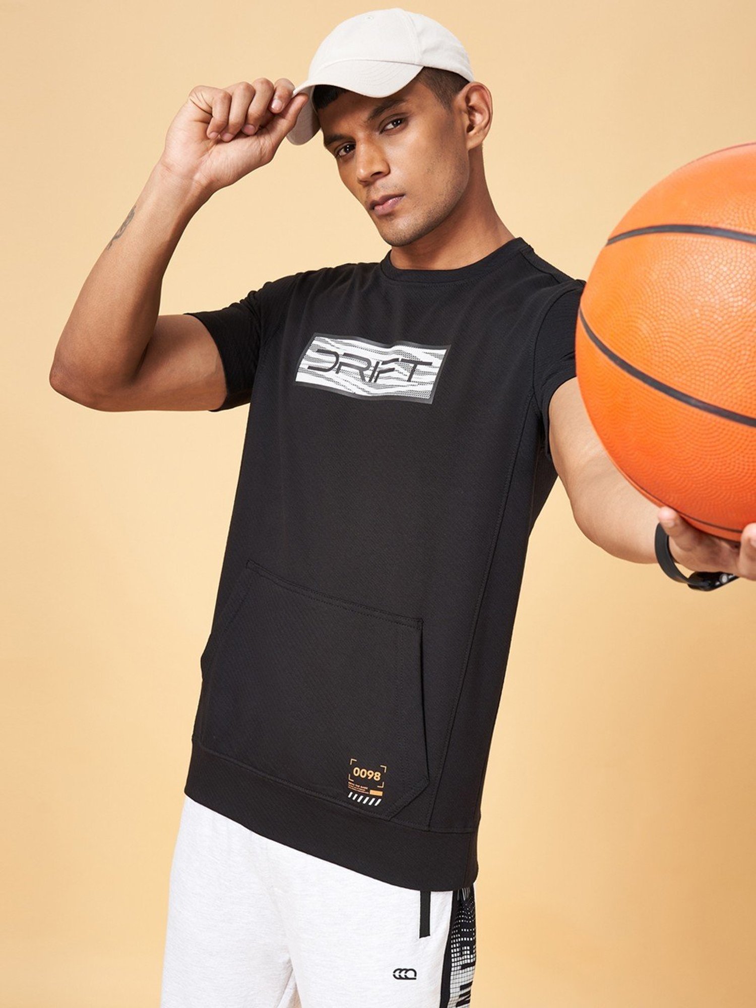 Ajile by Pantaloons Black Slim Fit Printed T-Shirt